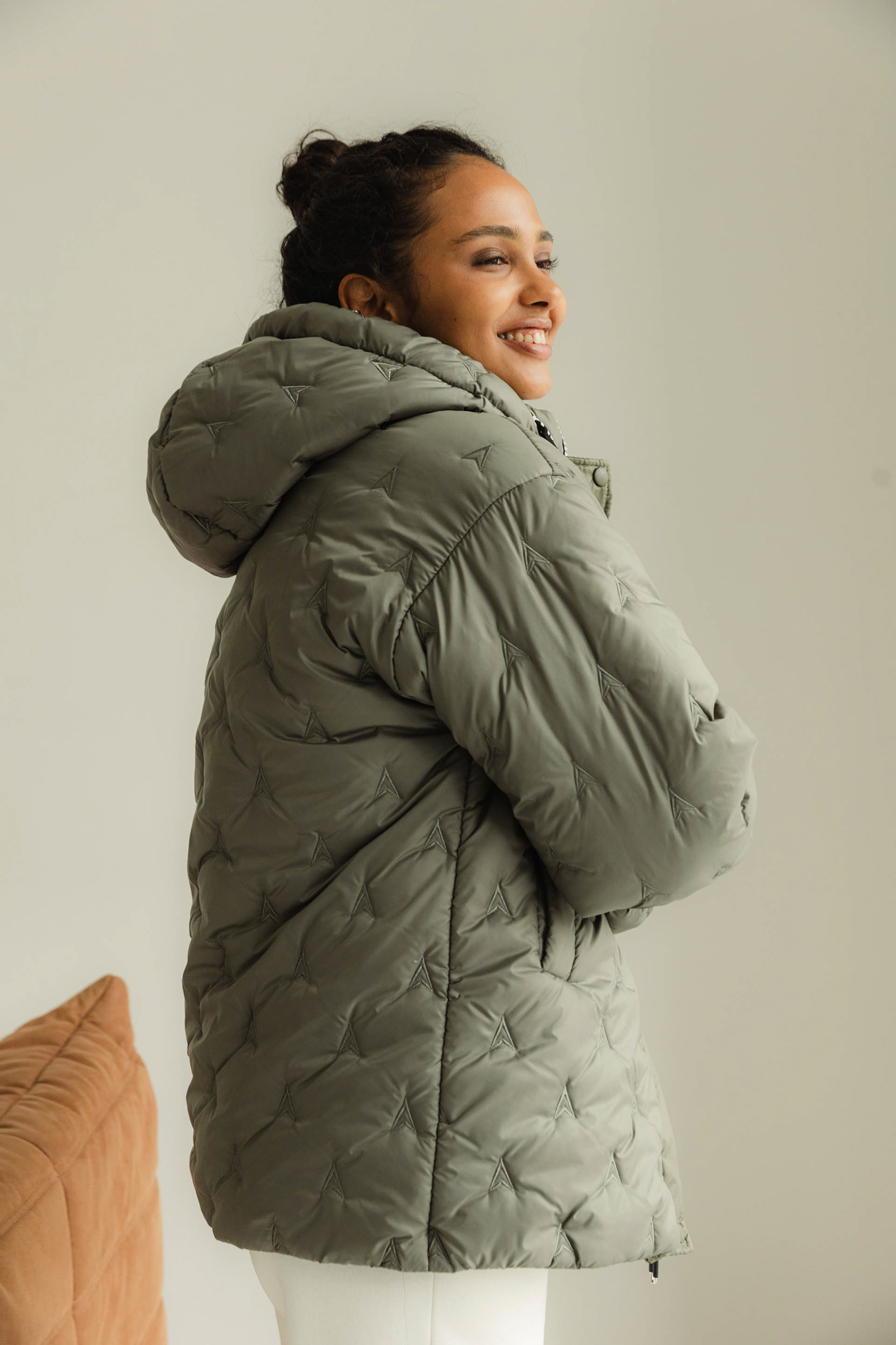 Картинка Зелена куртка