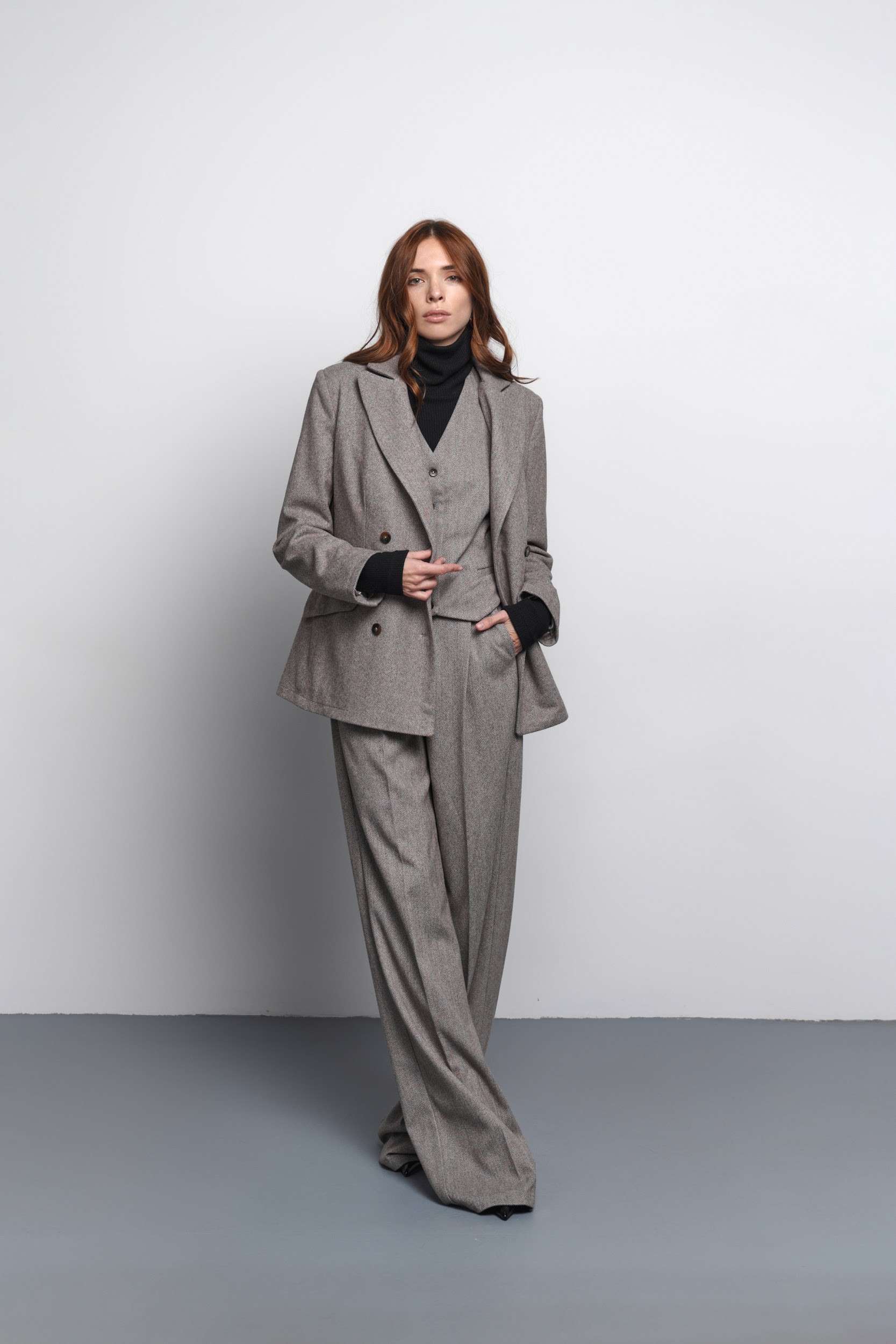 Картинка Бежеві брюки