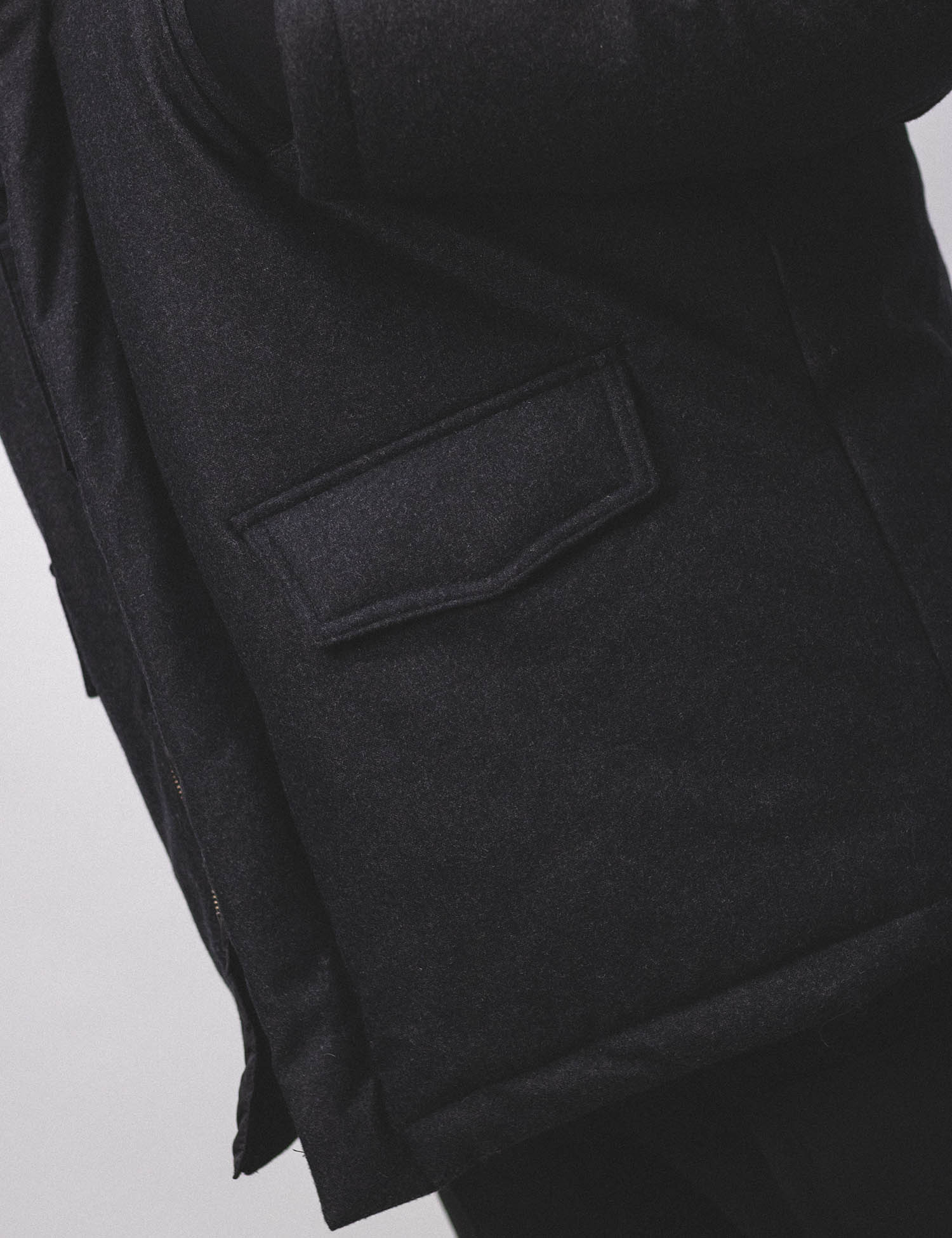 Картинка Парка темно-сіра