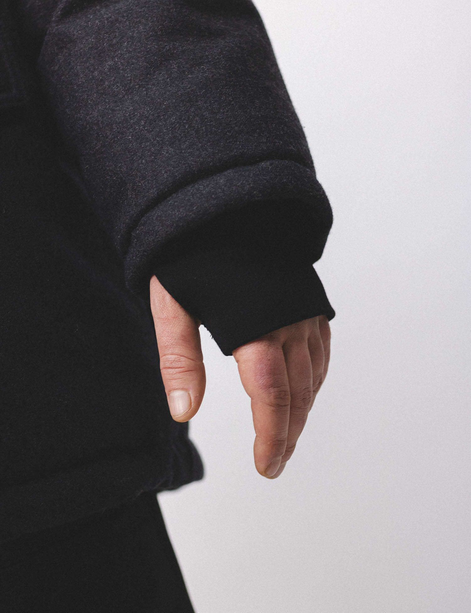 Картинка Парка темно-сіра