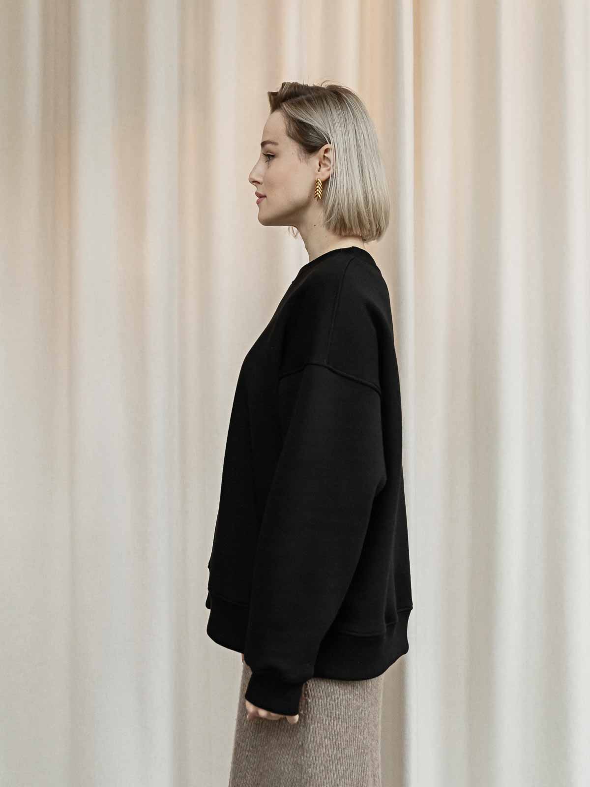 Картинка Чорний світшот "Україна тут всередині"