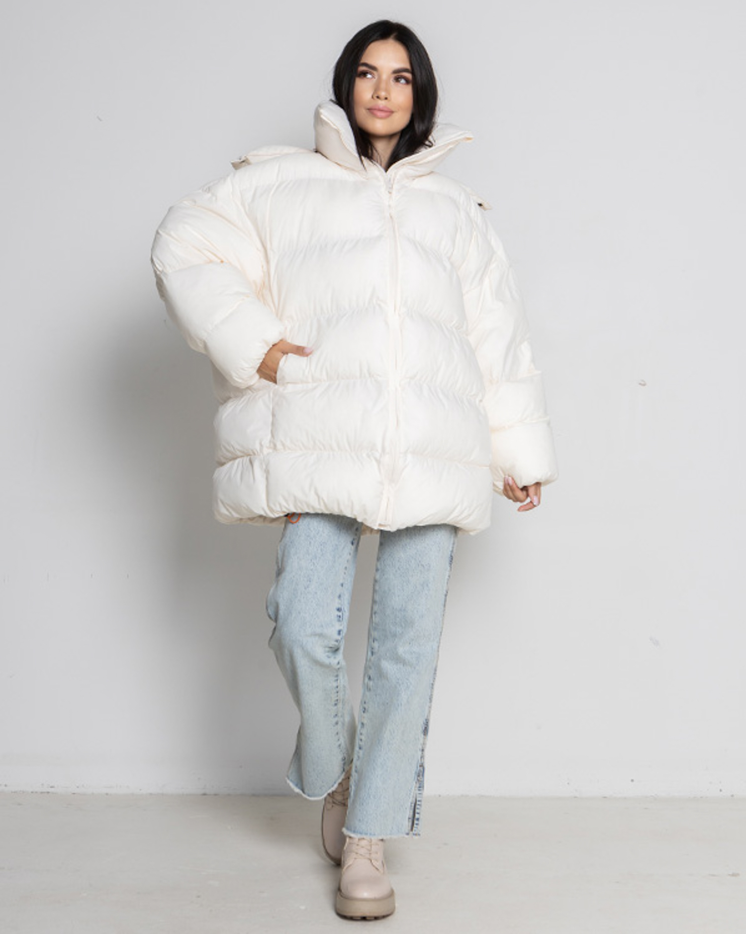 Картинка Пуховик білий