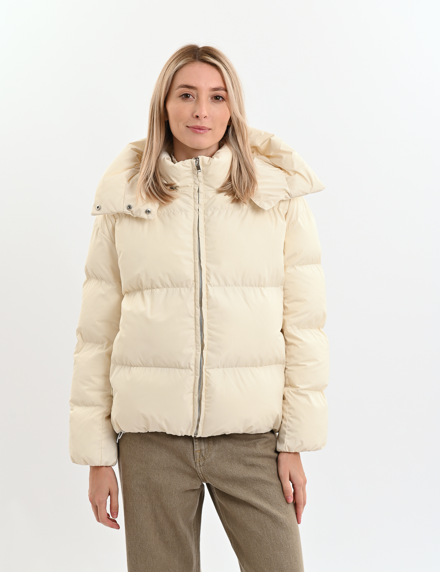 Картинка Куртка-пуховик укорочений молоко