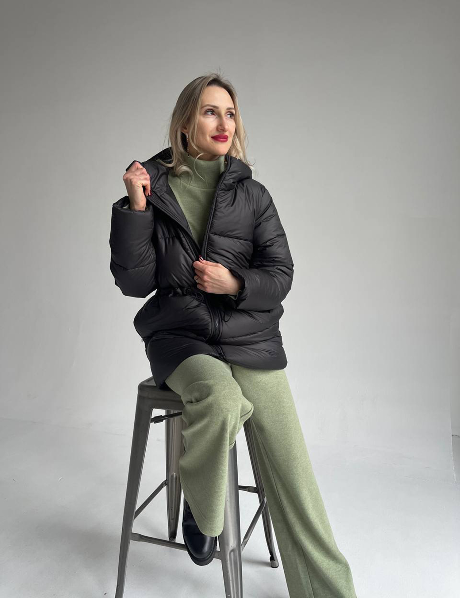 Картинка Пуховик чорний