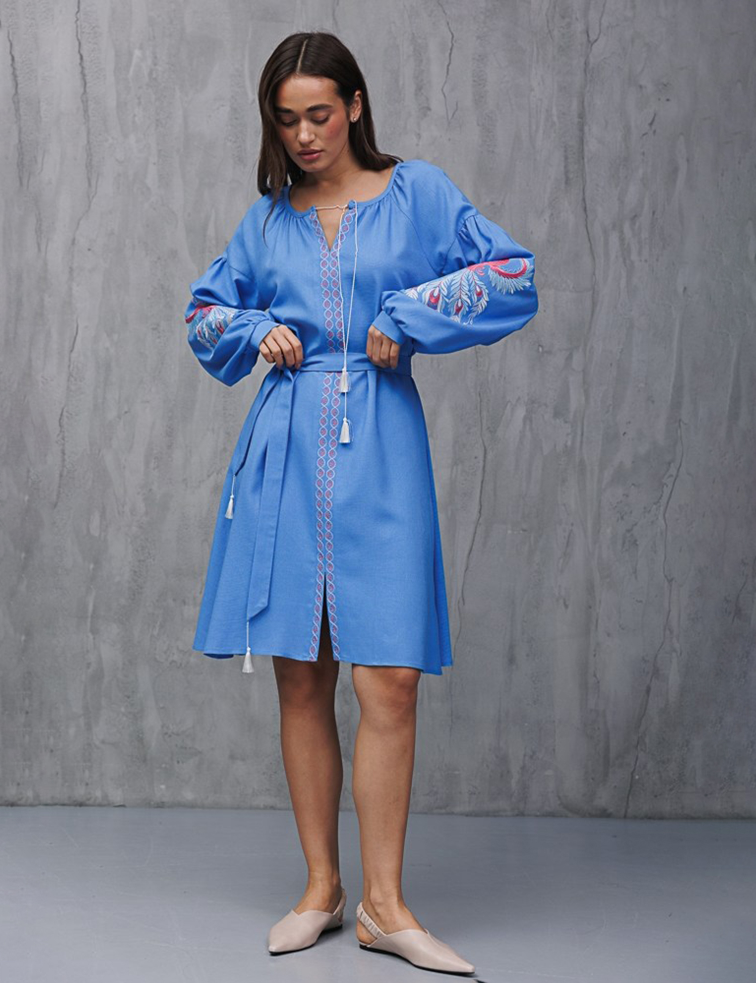 Картинка Вишита сукня блакитна