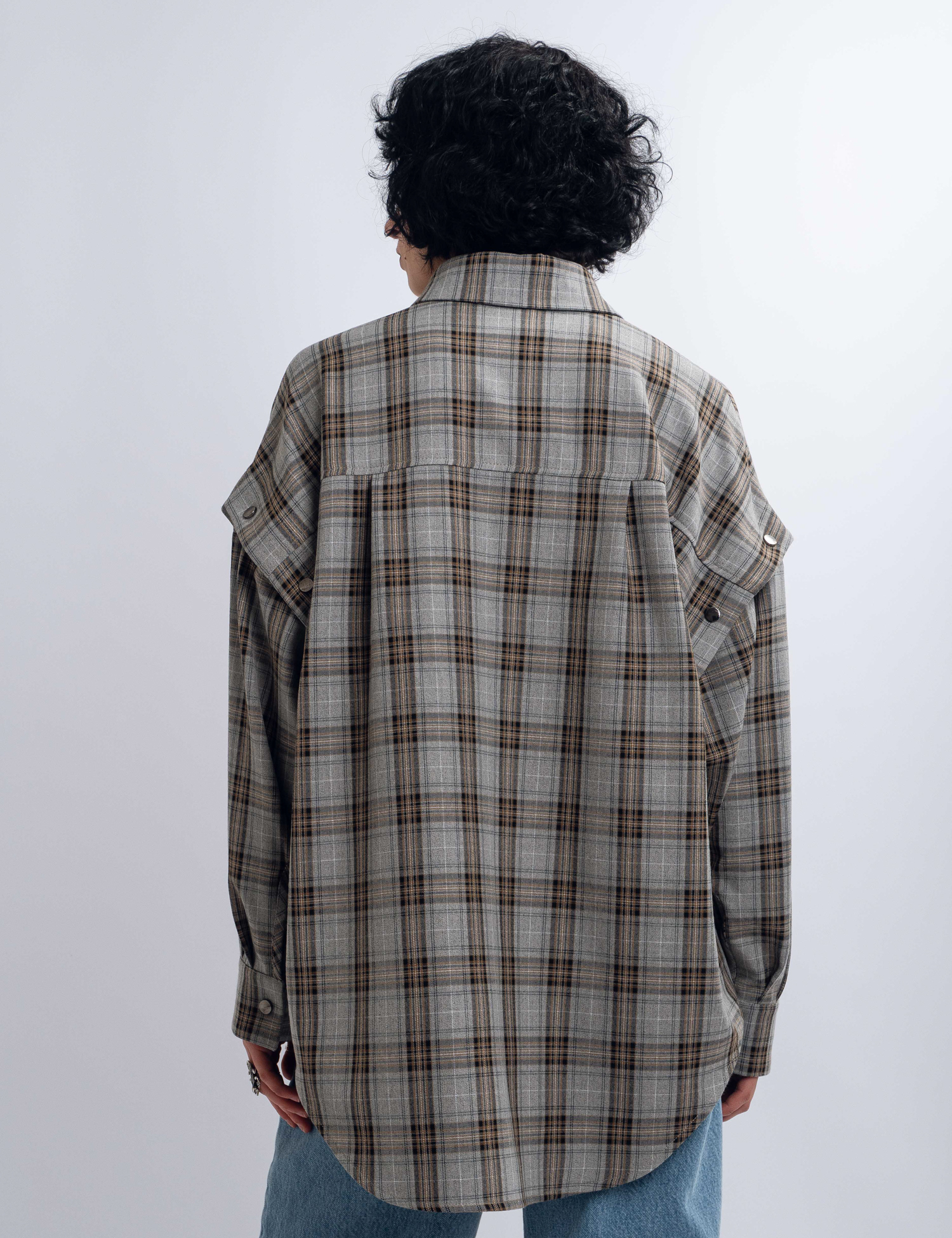 Картинка Сорочка світло-коричнева картата з відстібними рукавами