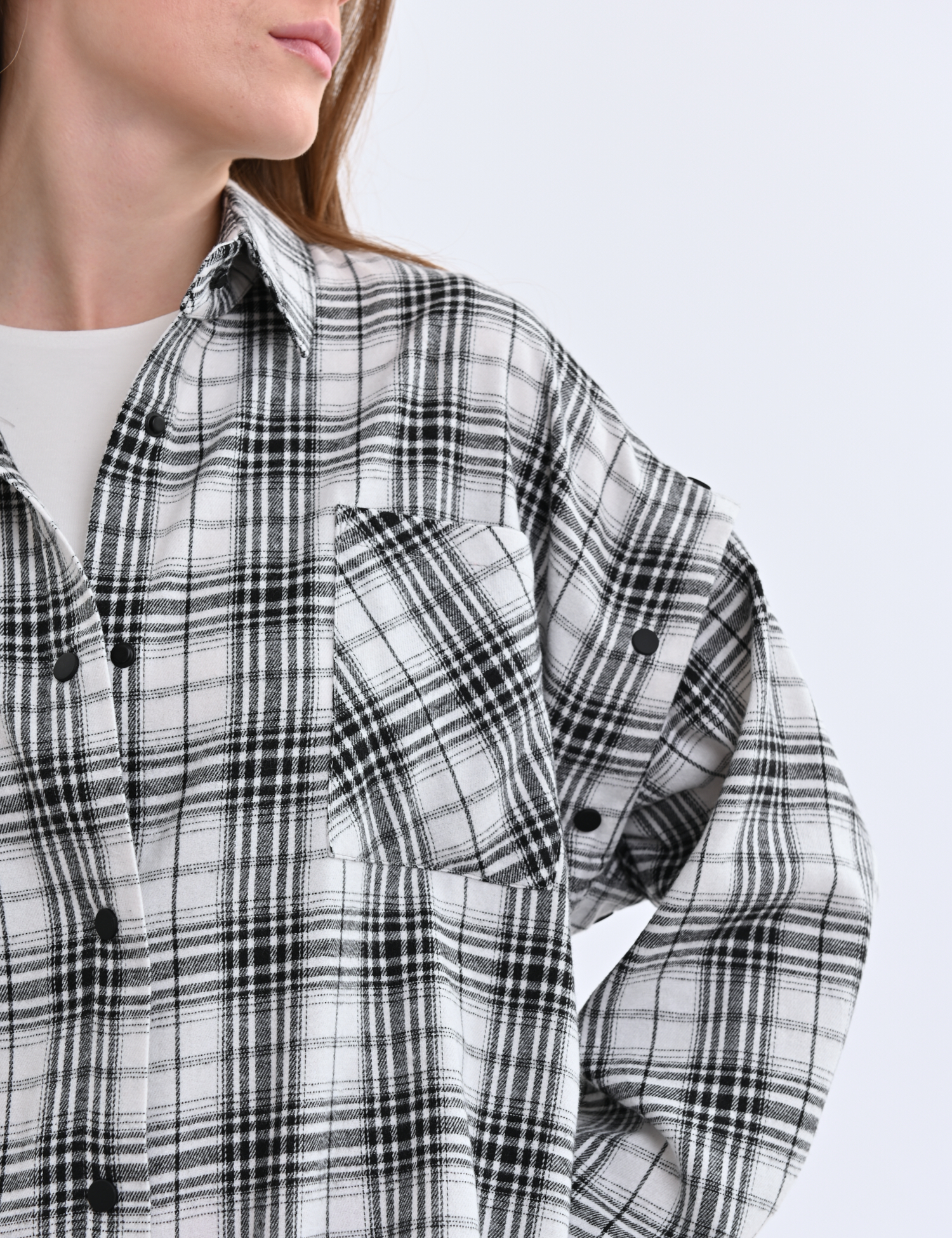 Картинка Сорочка біла картата з відстібними рукавами