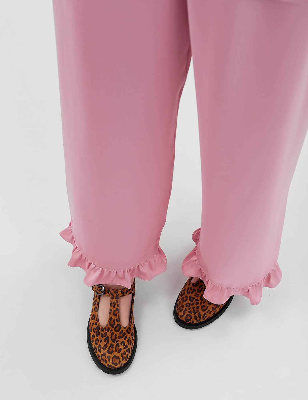 Картинка Шовкові брюки з рюшем рожеві
