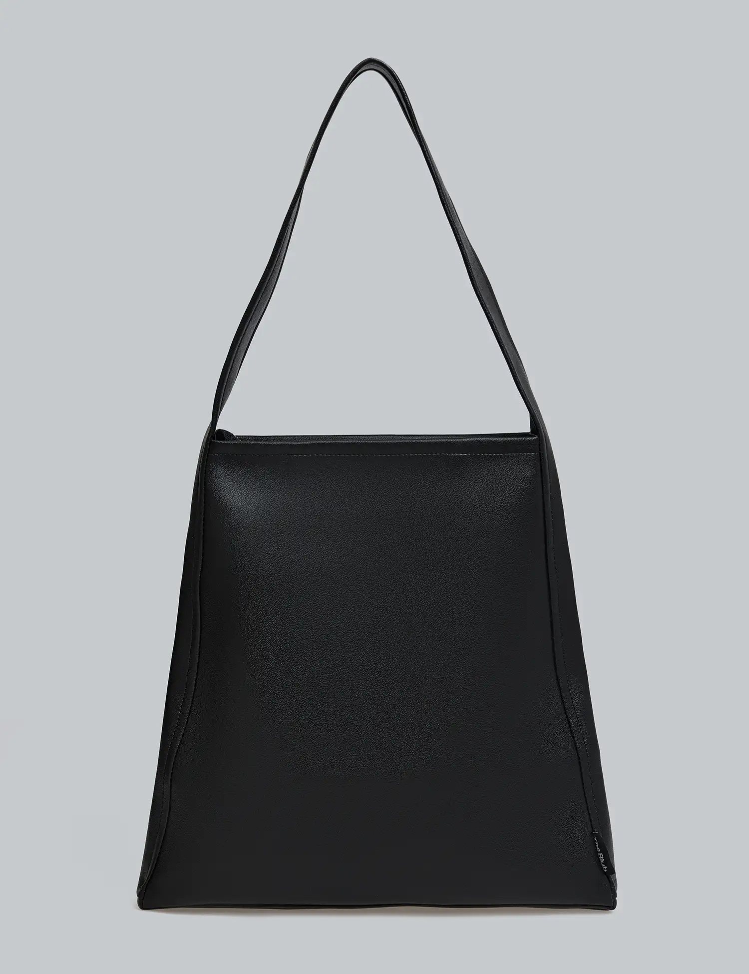 Картинка Сумка TRIANGLE BAG BIG чорна