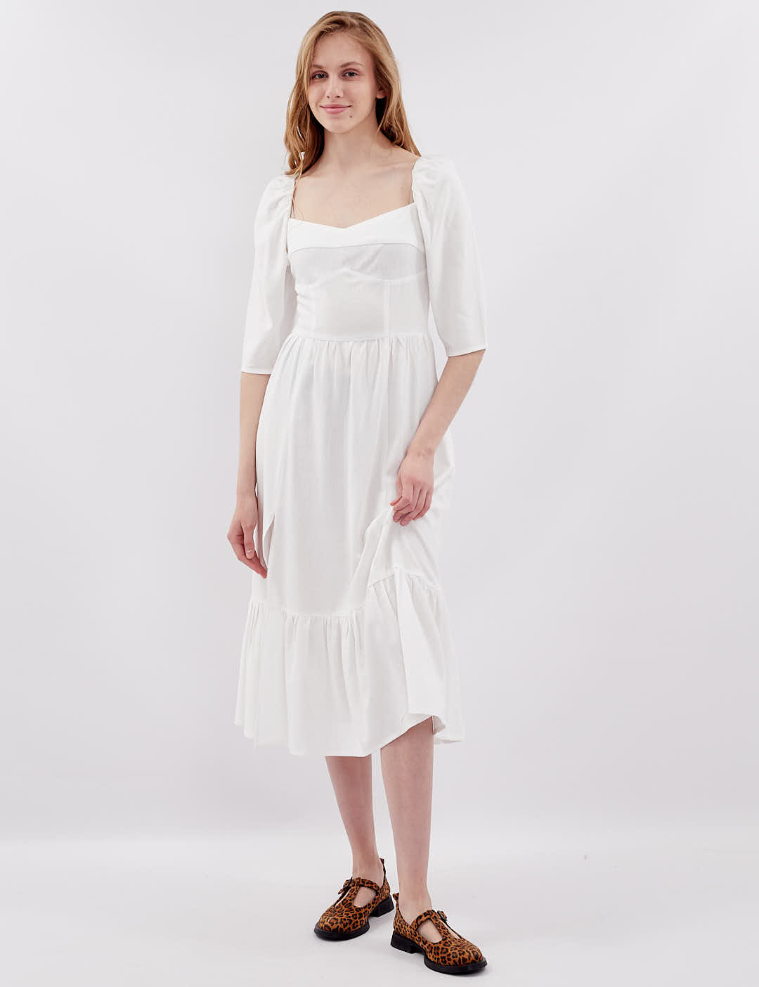 Картинка Сукня міді біла з розрізом