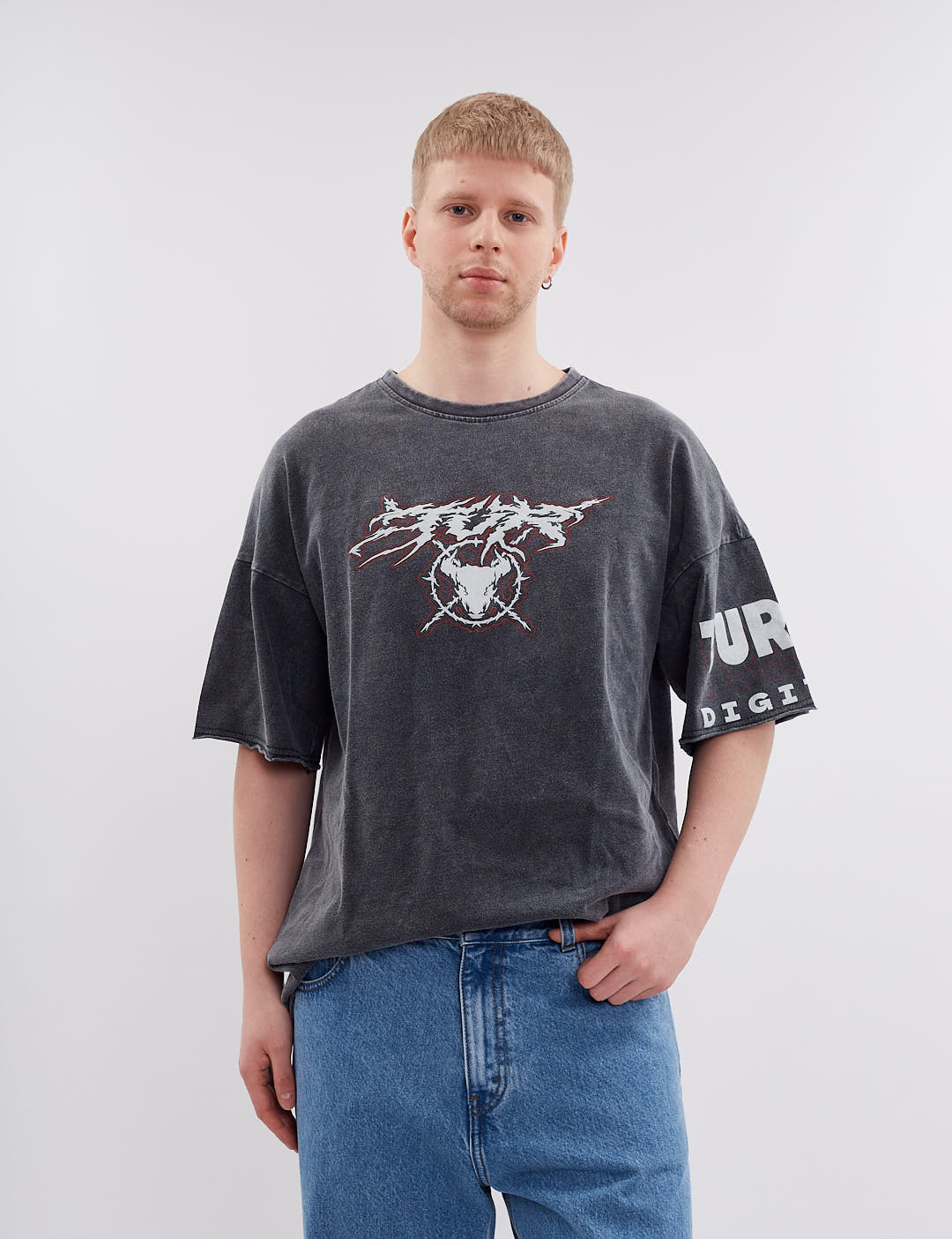 Картинка Футболка сіра з принтом