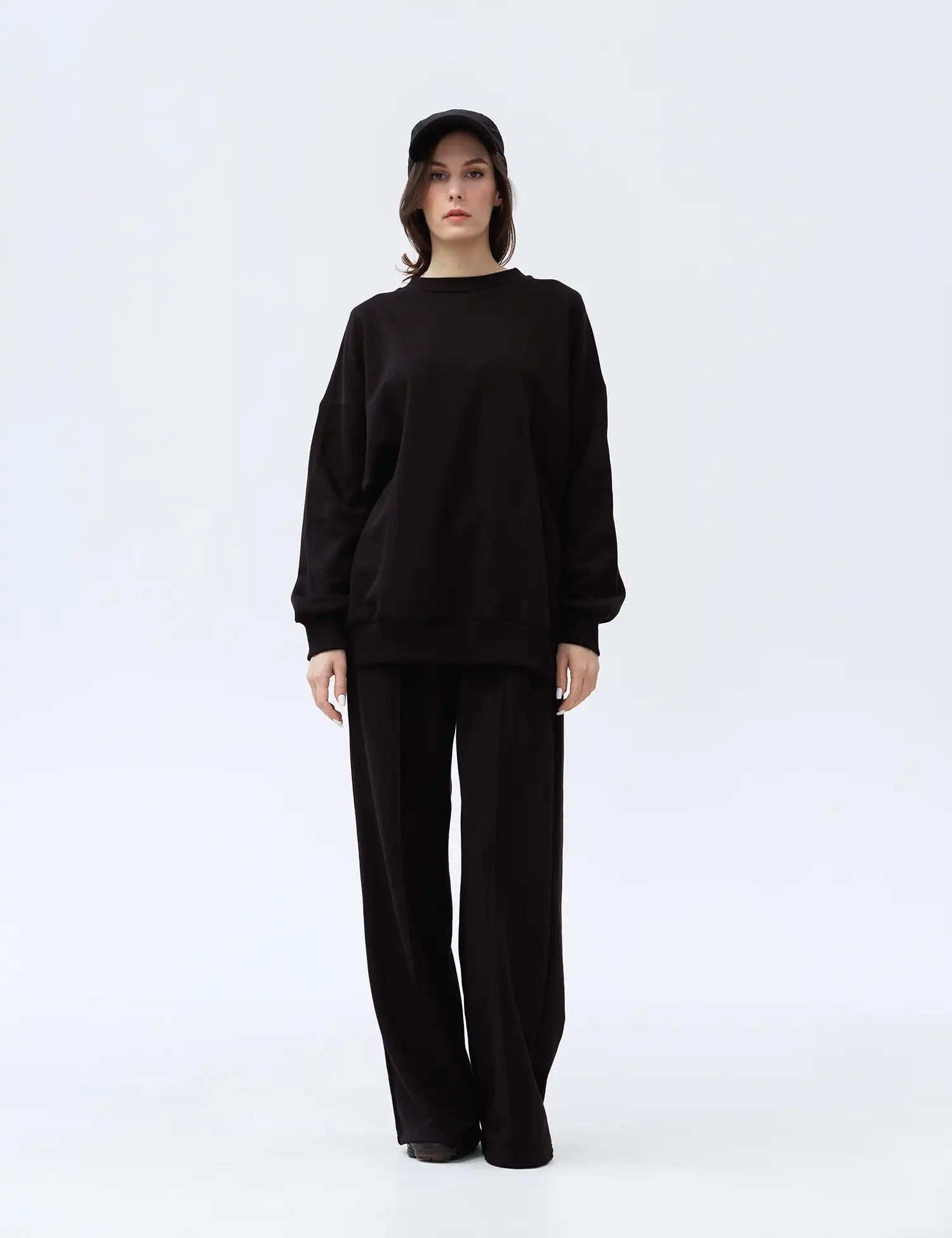 Картинка Костюм Effortless Pants Suit чорний