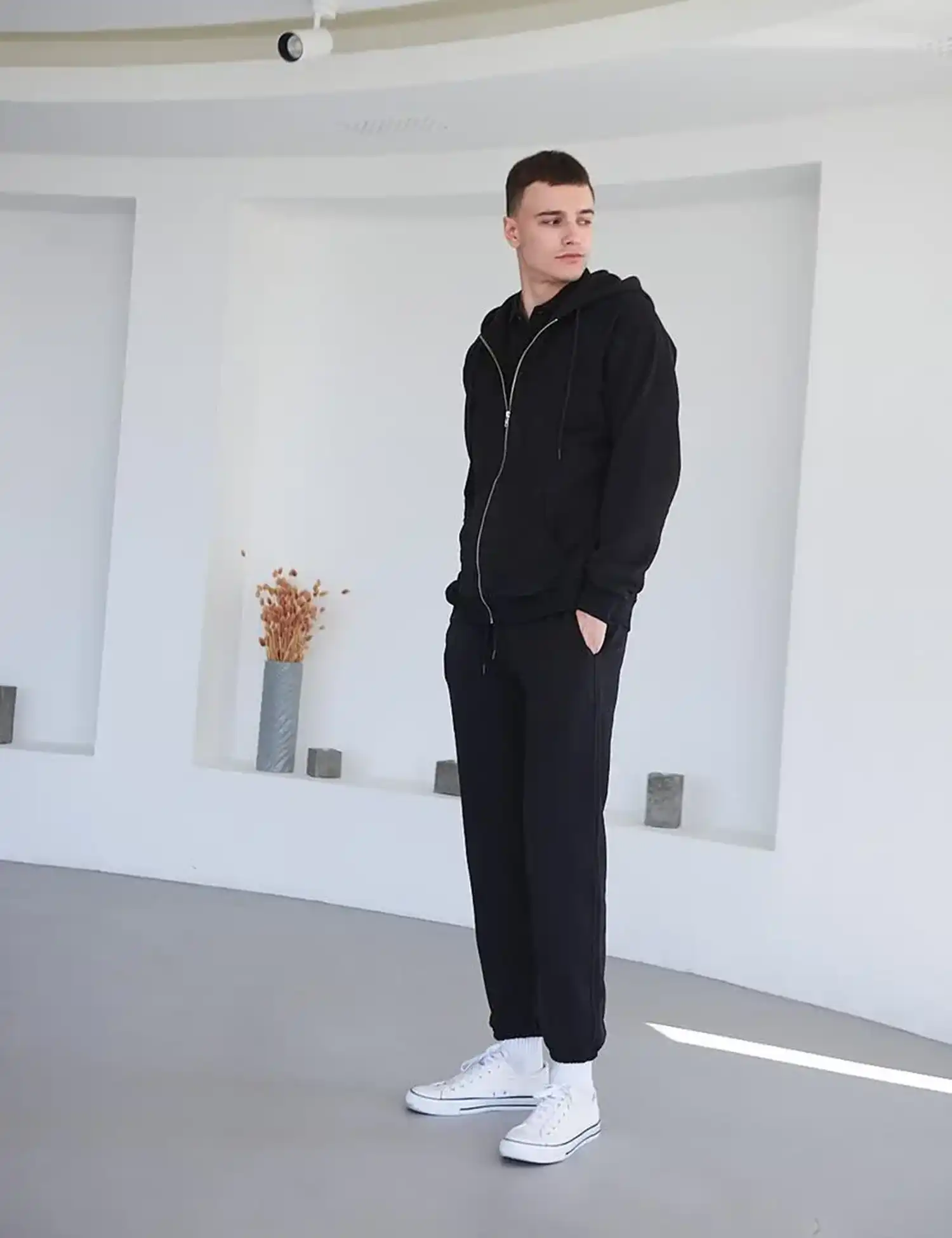 Картинка Костюм «Brave Vibes Only» чорний