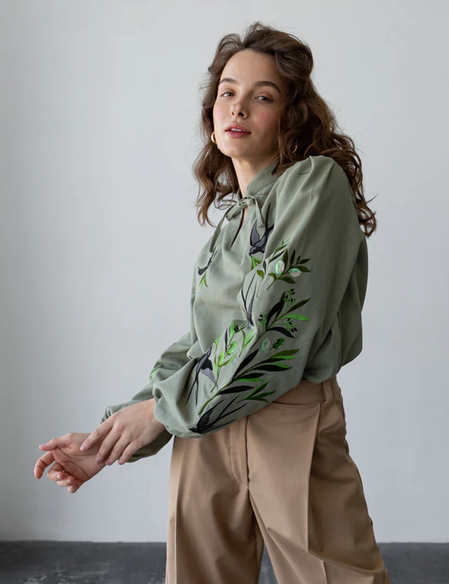 Картинка Вишиванка світло-зелена