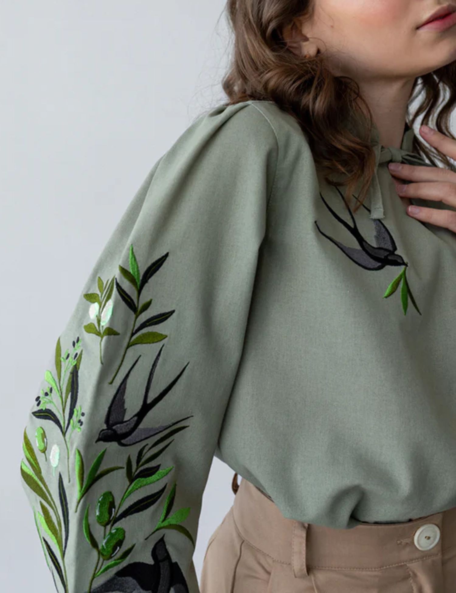 Картинка Вишиванка світло-зелена