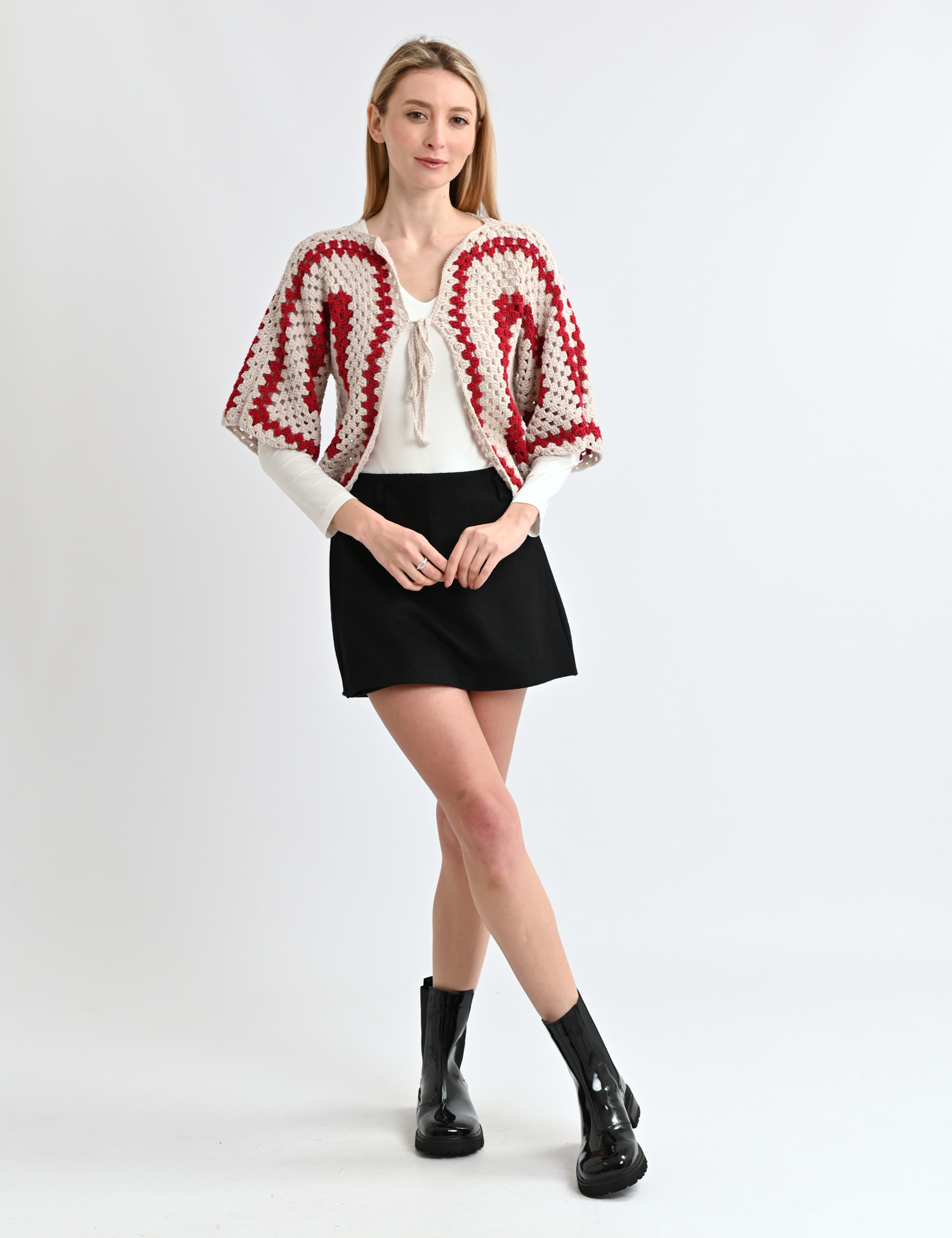 Картинка В’язане болеро бежевий з червоним