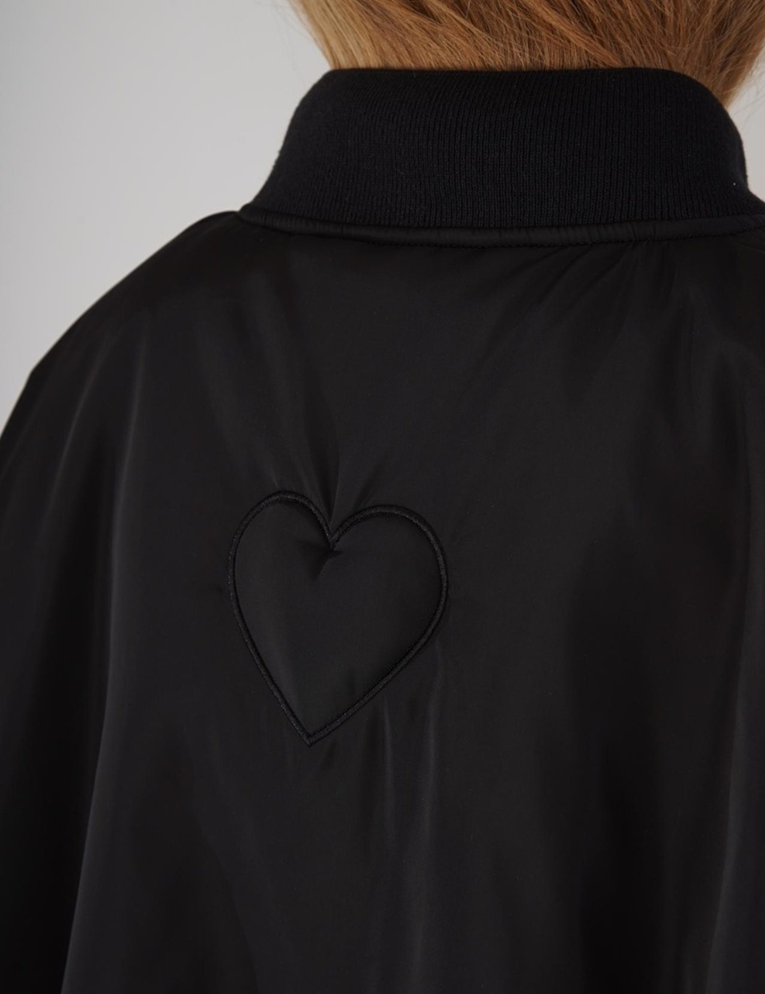 Картинка Бомбер чорний двосторонній