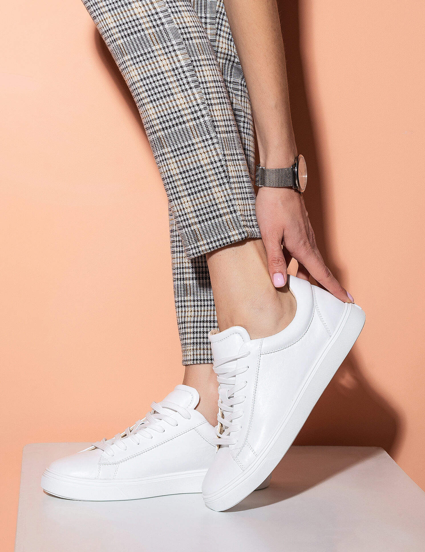 Картинка Кеди білі шкіряні