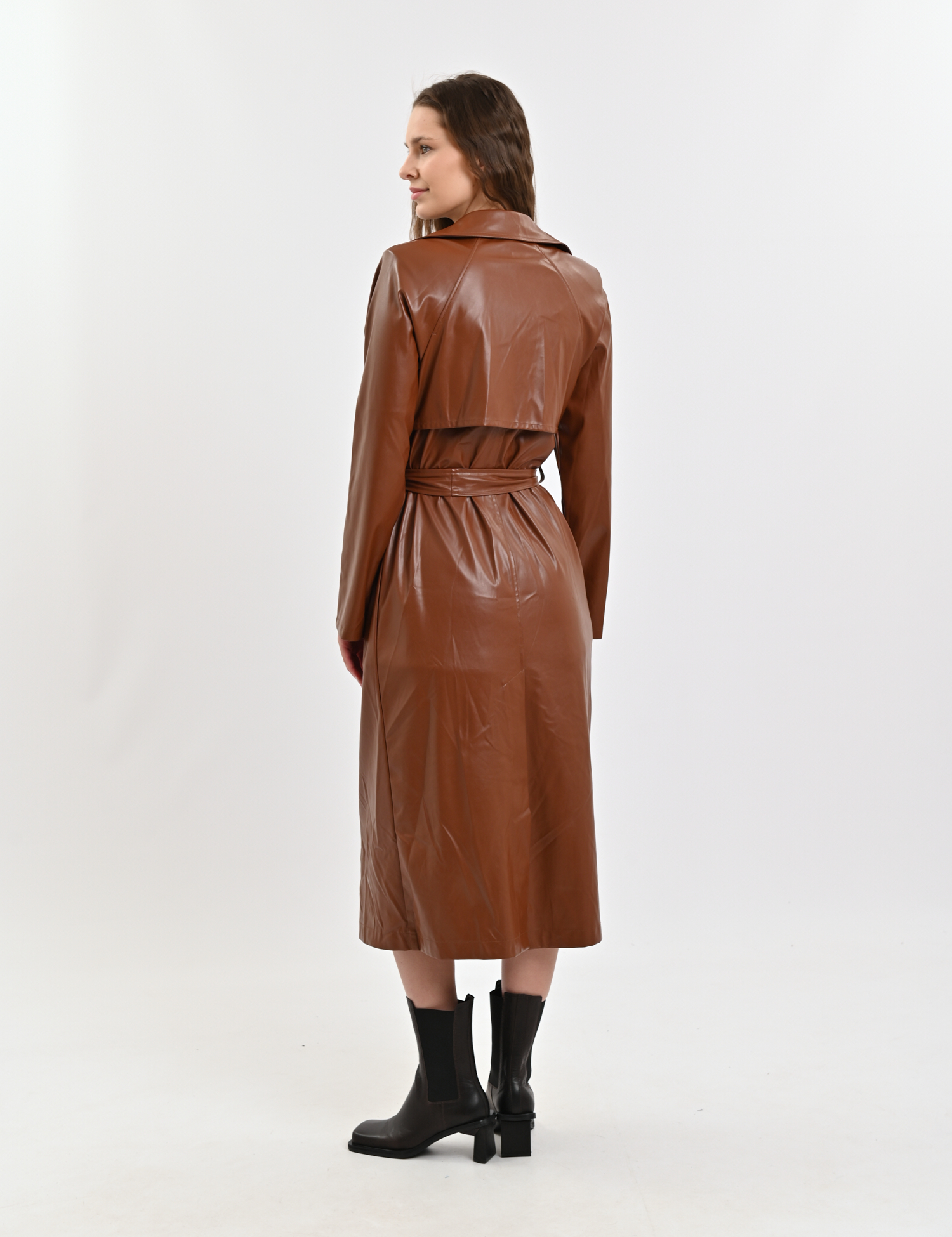 Картинка Плащ темно-коричневий