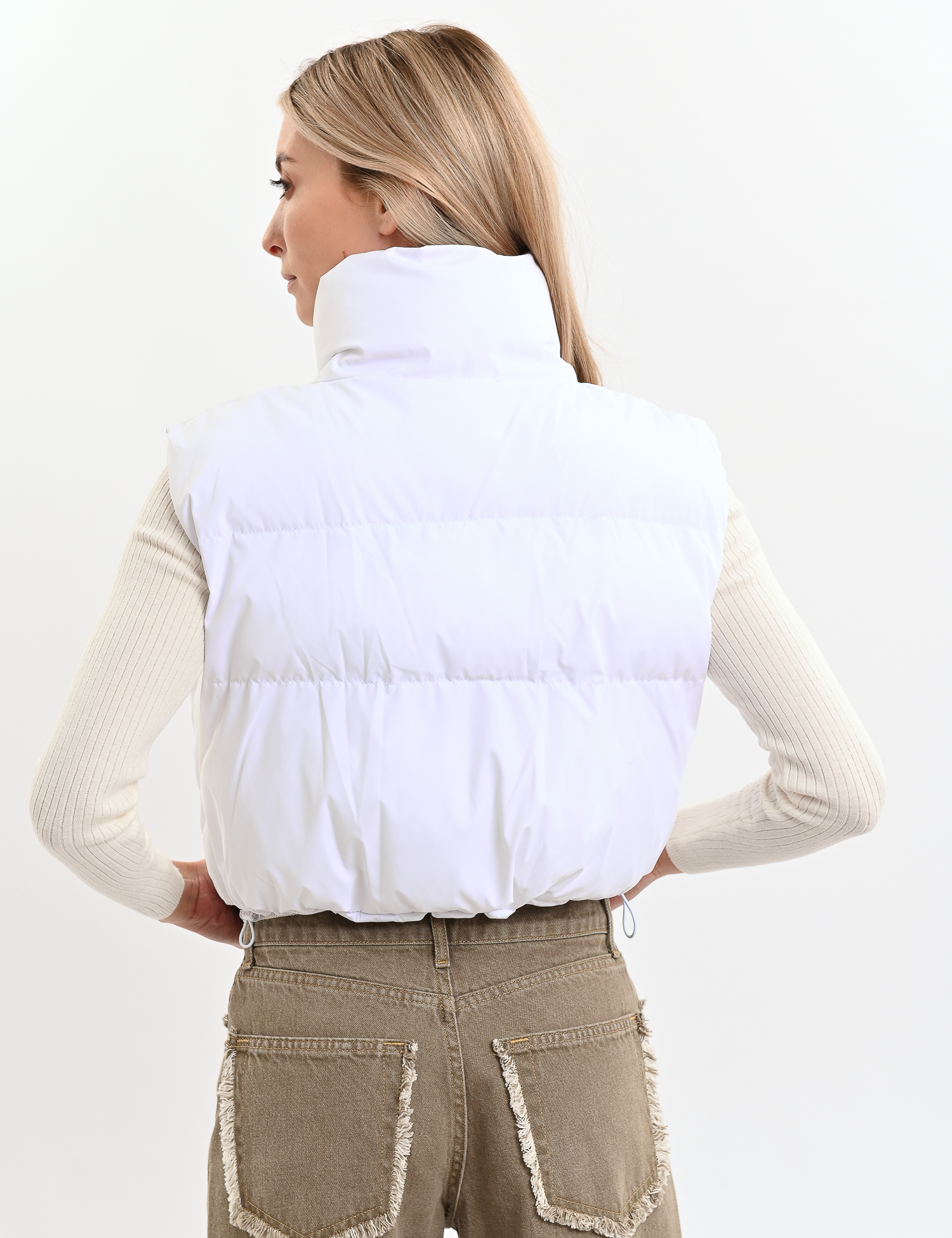 Картинка Жилет короткий білий