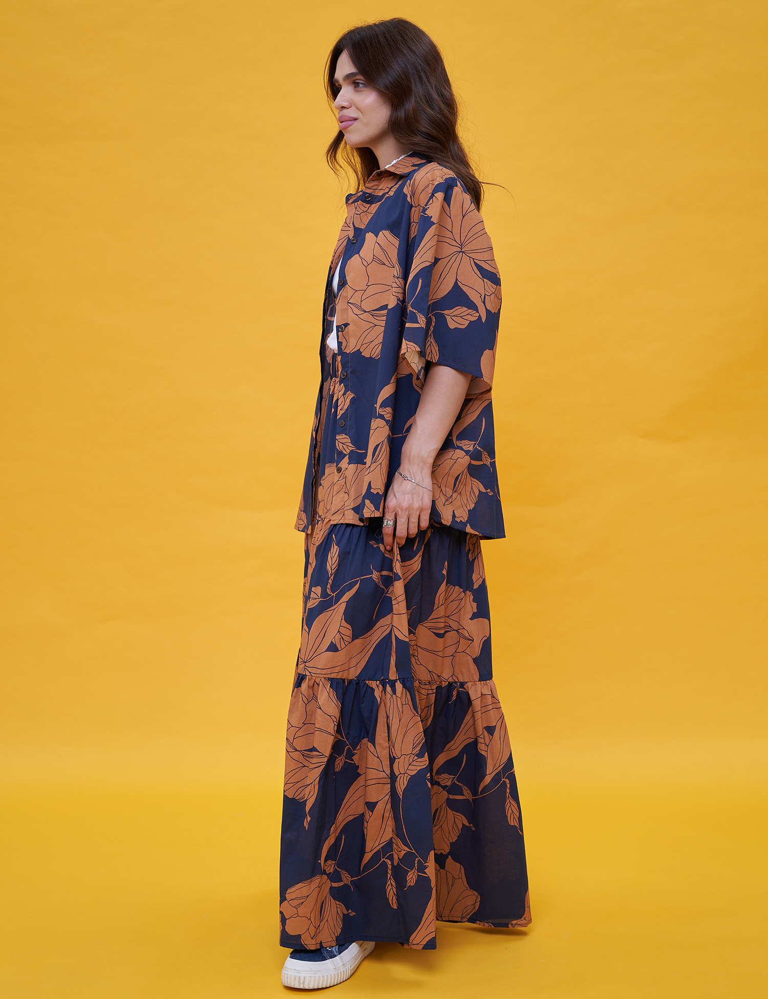 Картинка Спідниця макмі темно-синя з принтом