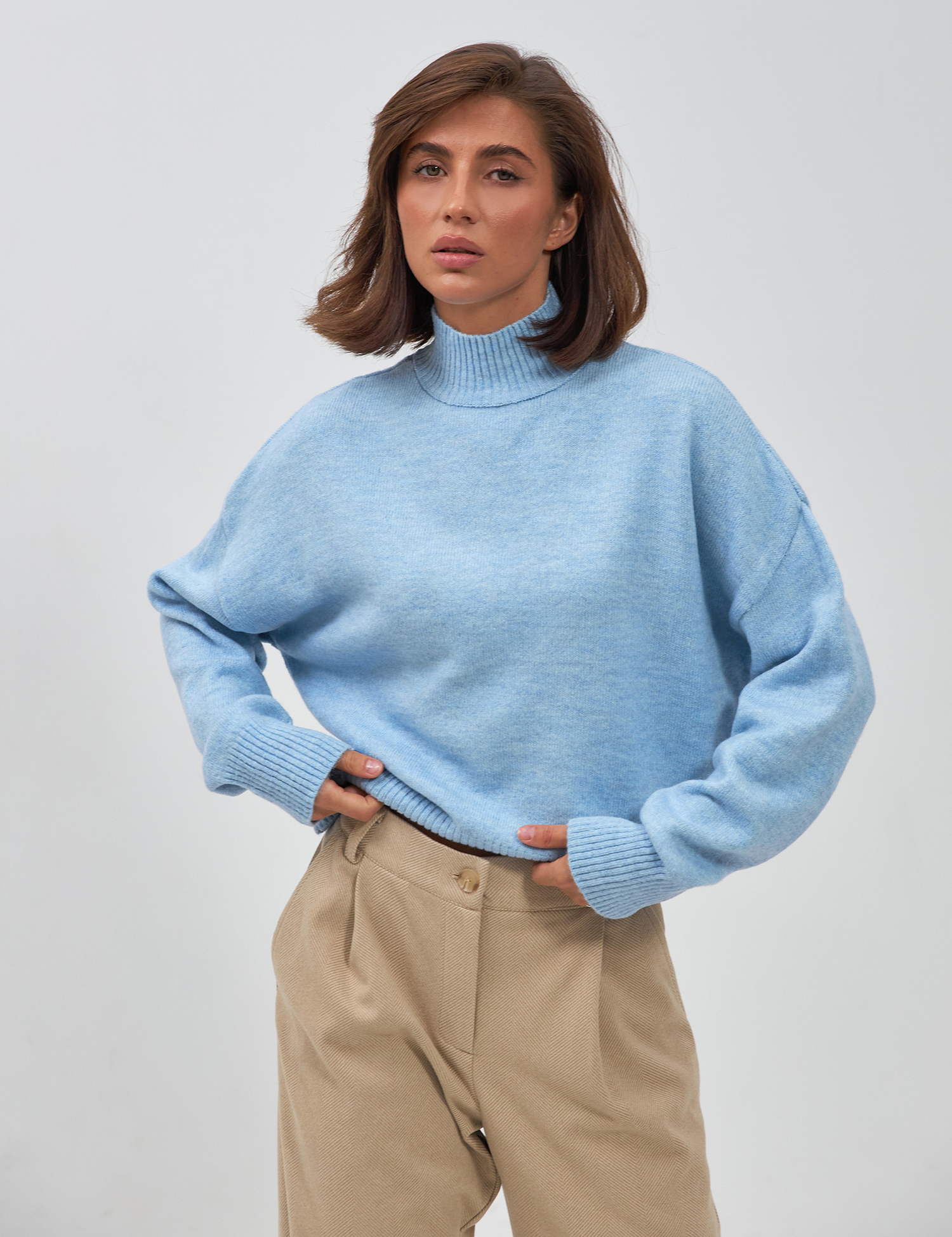 Картинка Светр блакитний