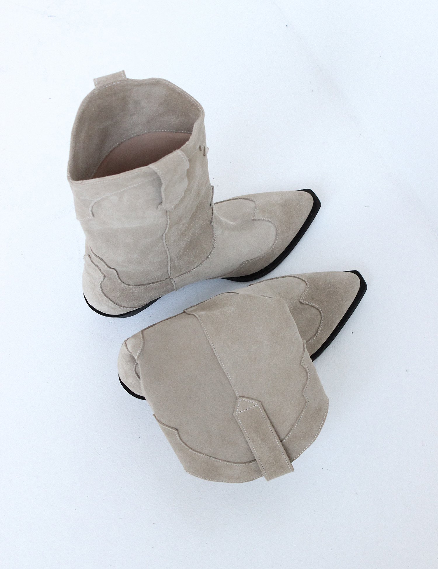 Картинка Чоботи бежеві