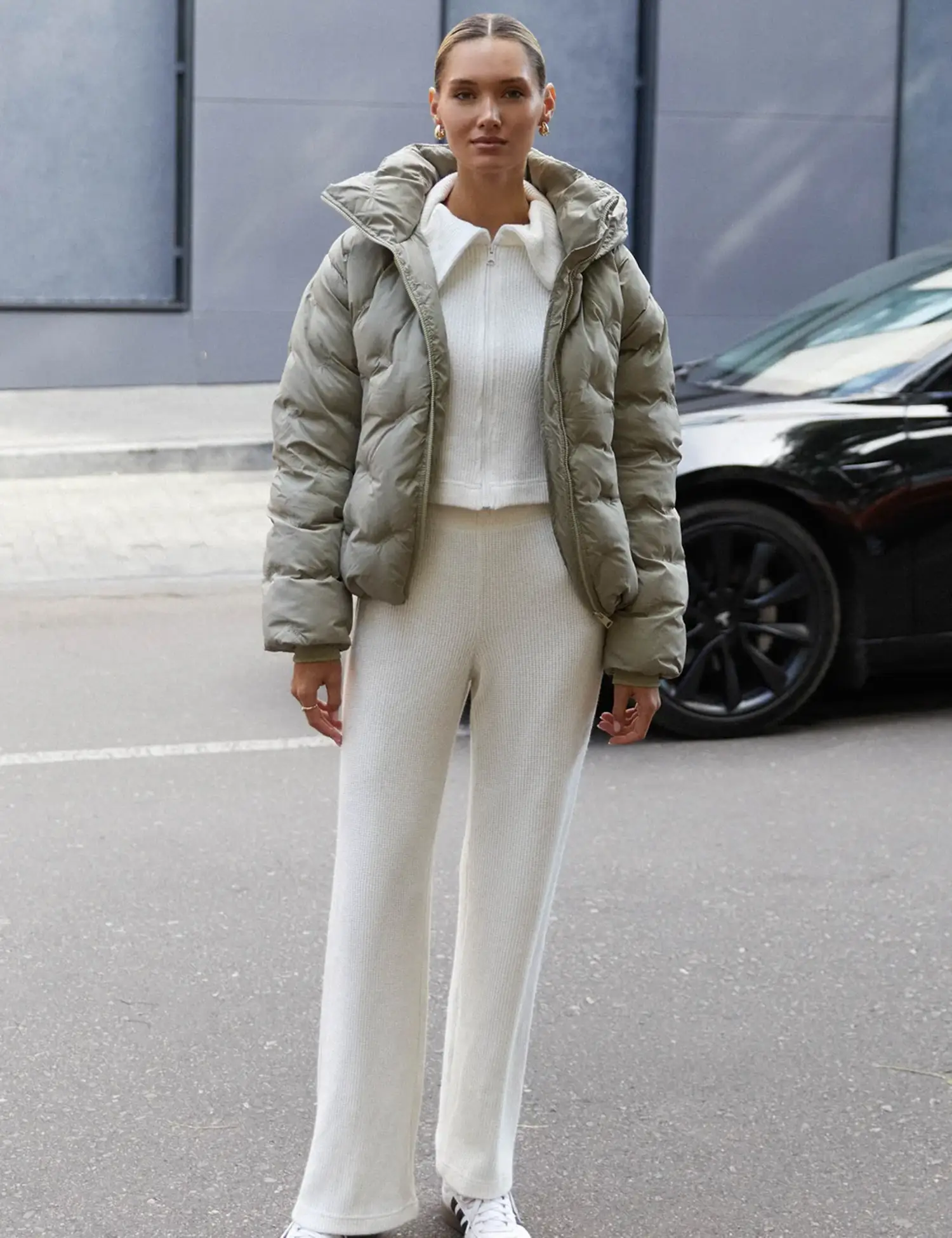 Картинка Куртка зелена