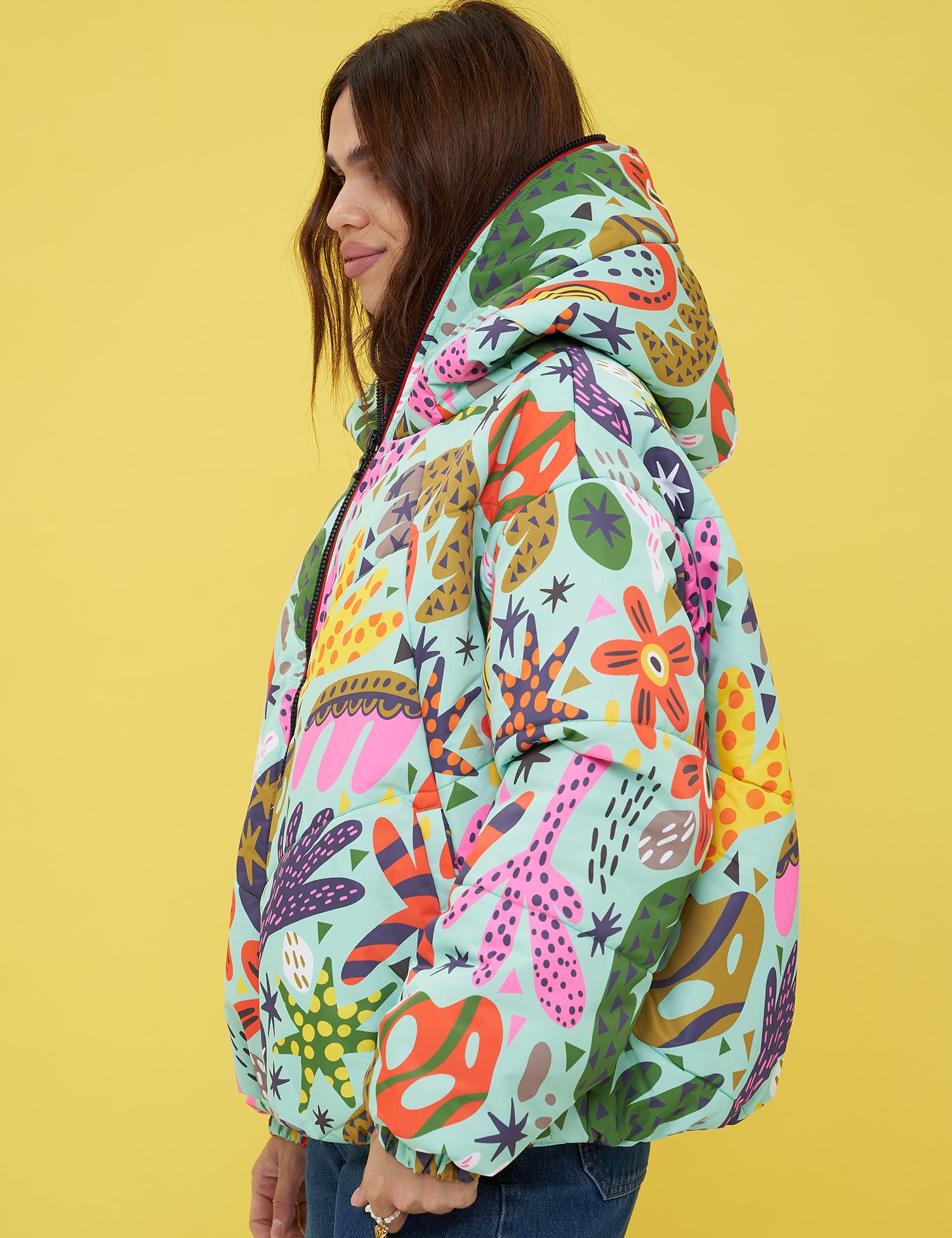 Картинка Куртка світло-зелена з принтом