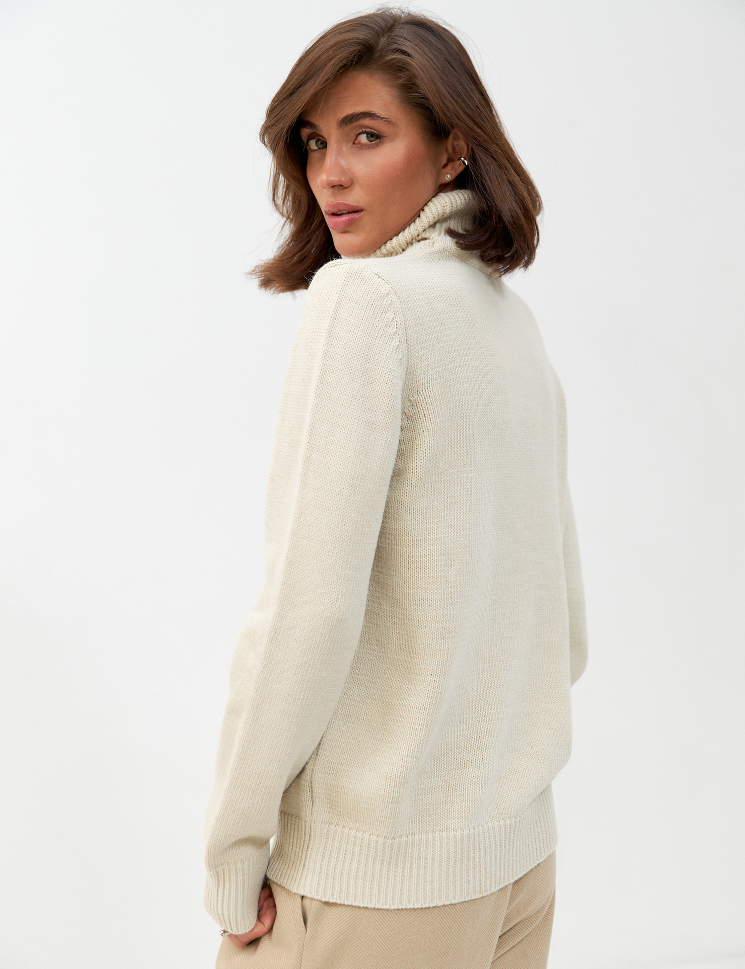 Картинка Светр бежевий