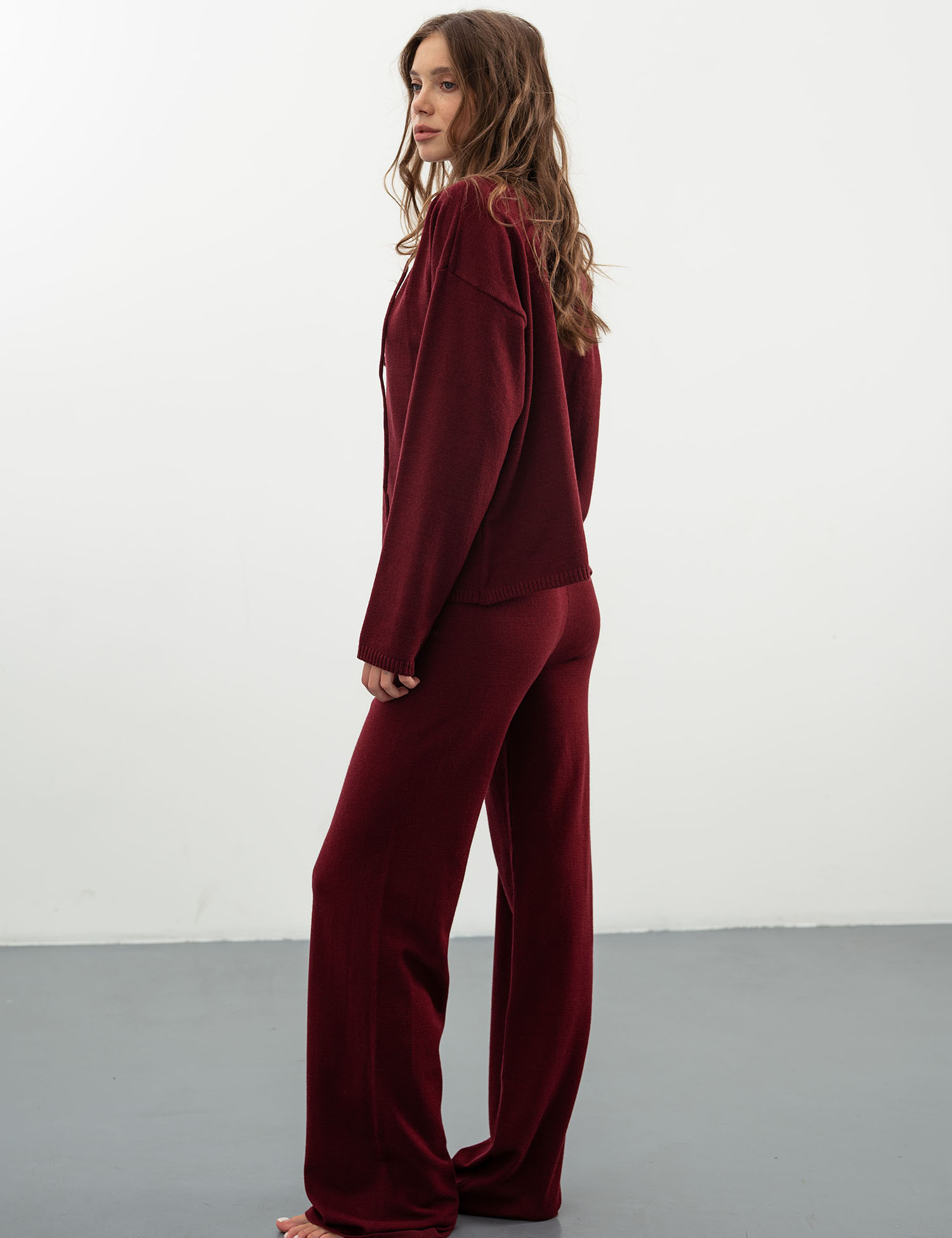 Картинка Светр бордовий