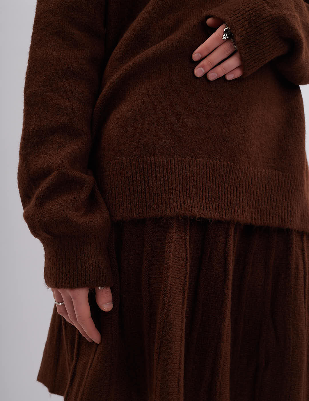 Картинка Костюм темно-коричневий