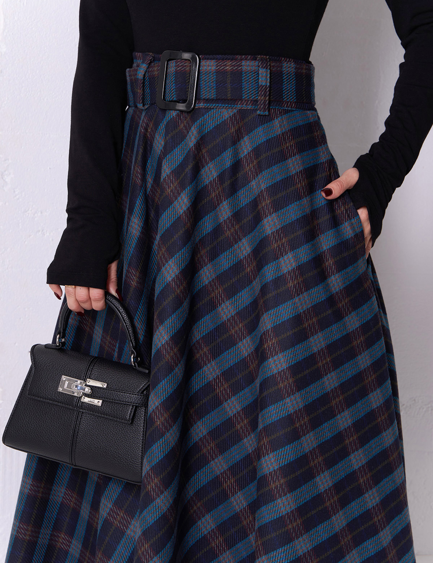 Картинка Спідниця синя з принтом