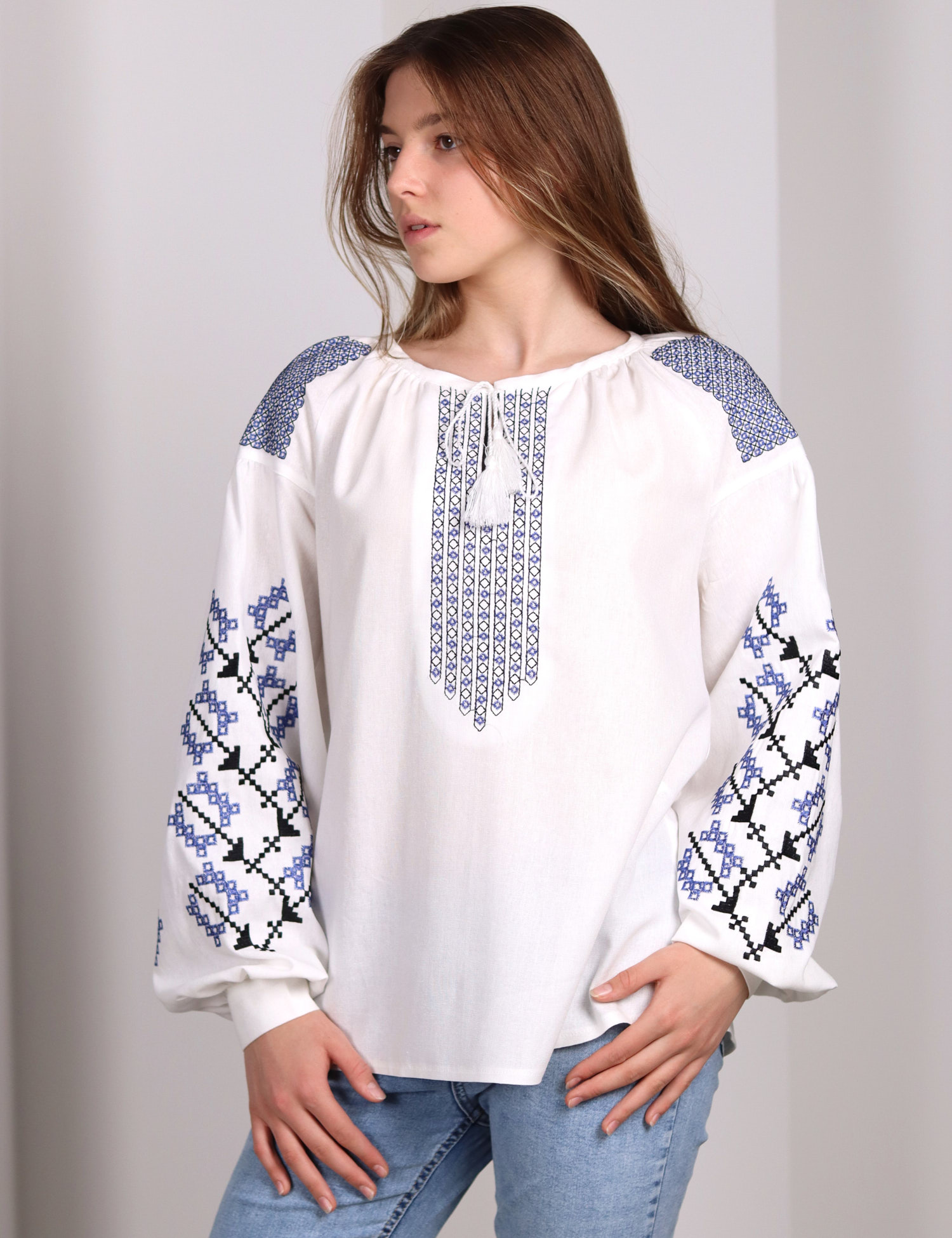 Картинка Вишиванка біла 