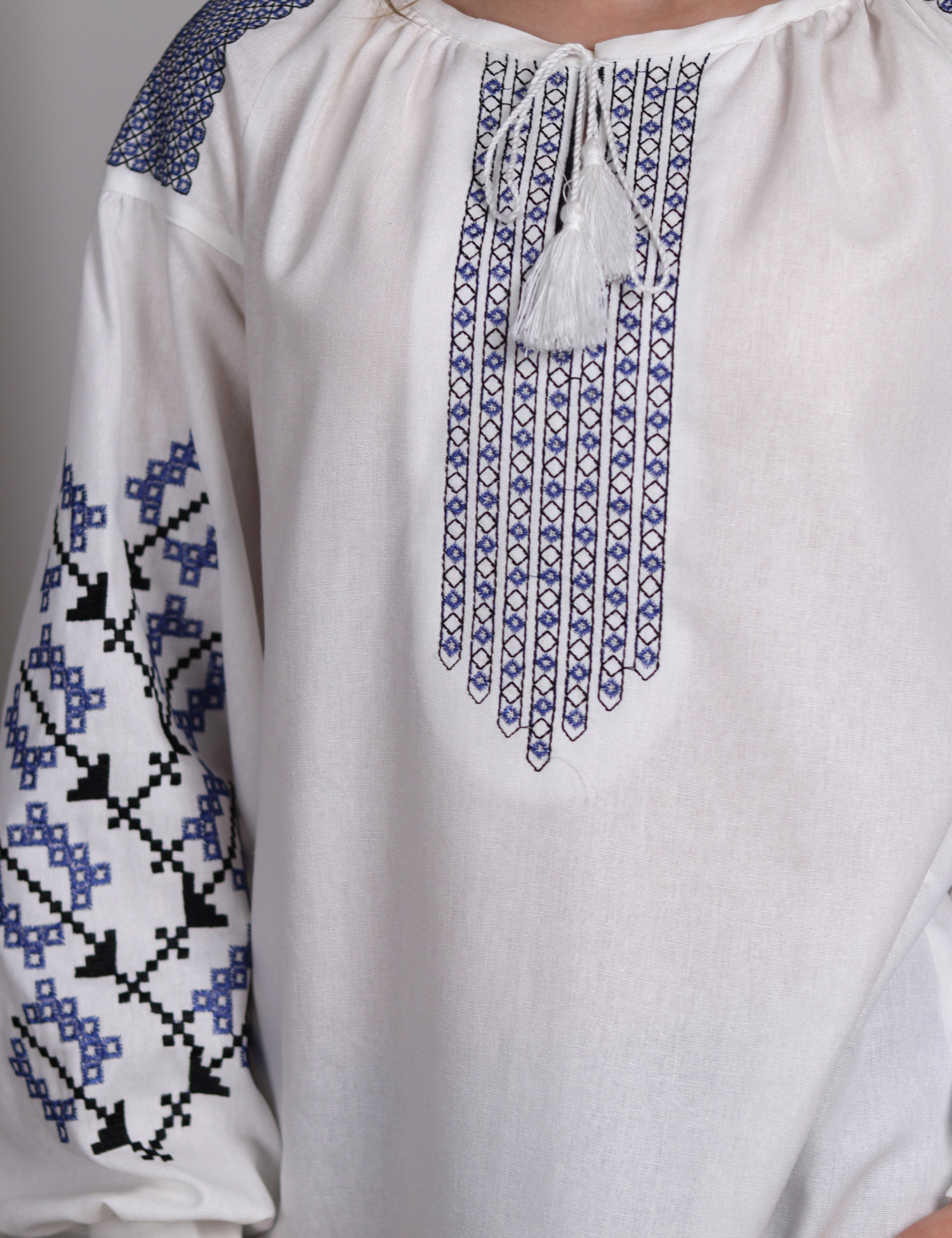 Картинка Вишиванка біла 