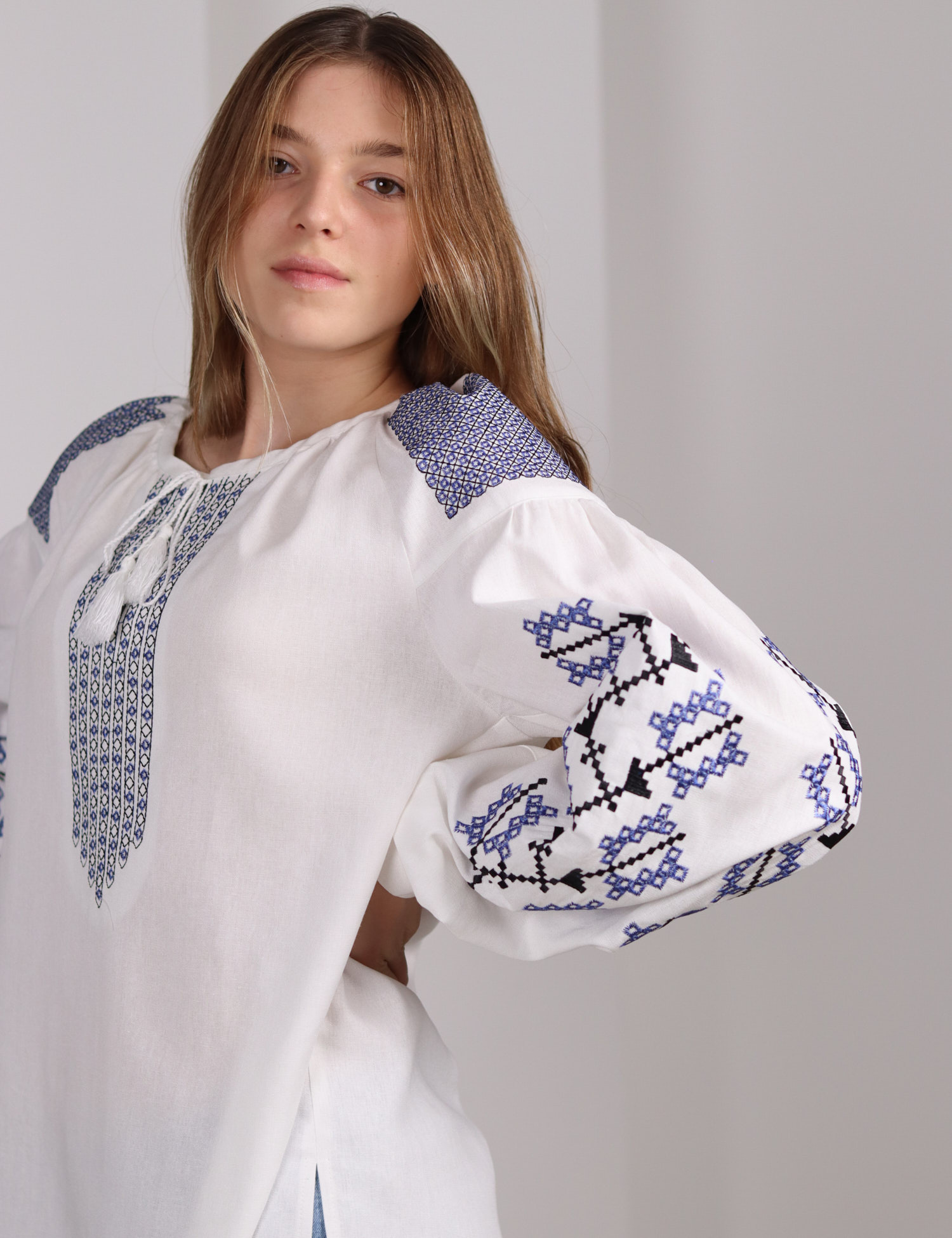 Картинка Вишиванка біла 