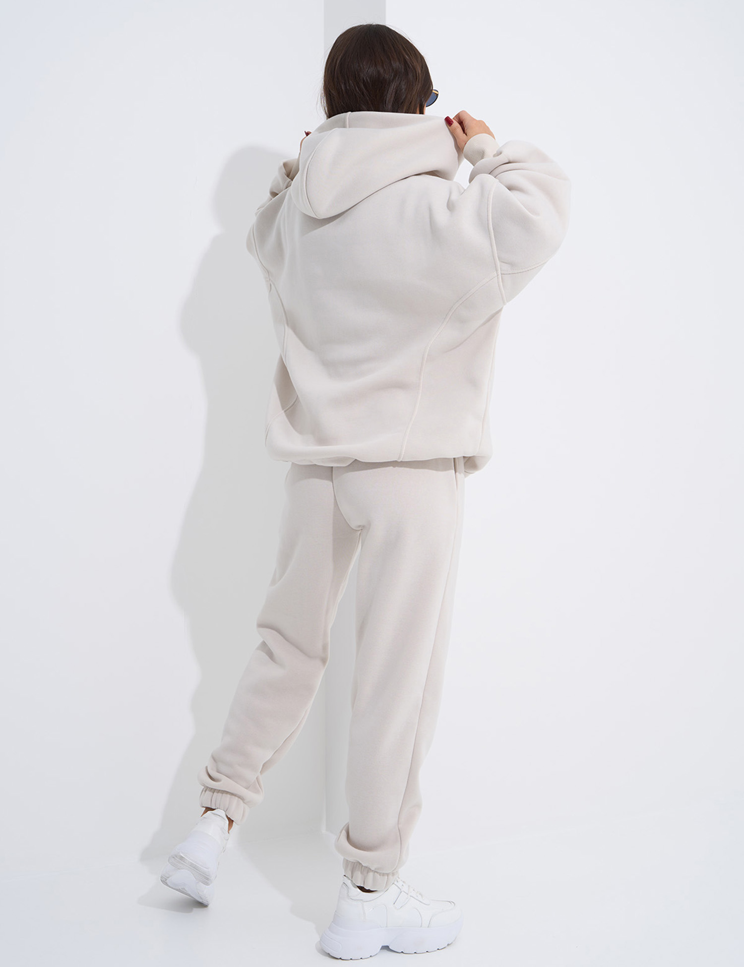 Картинка Костюм бежевий