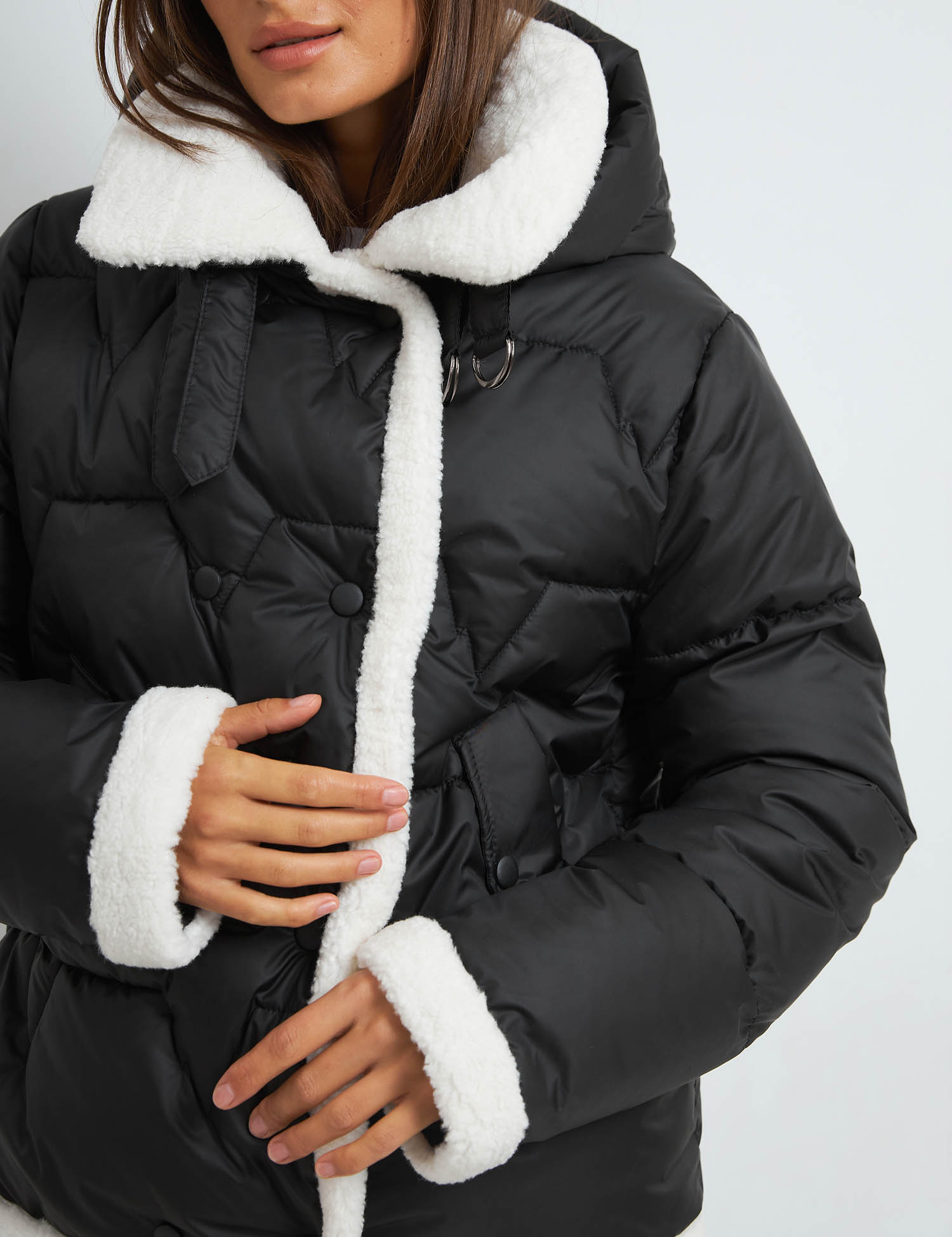 Картинка Куртка чорна