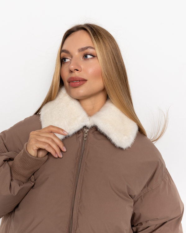 Картинка Пуховик світло-коричневий