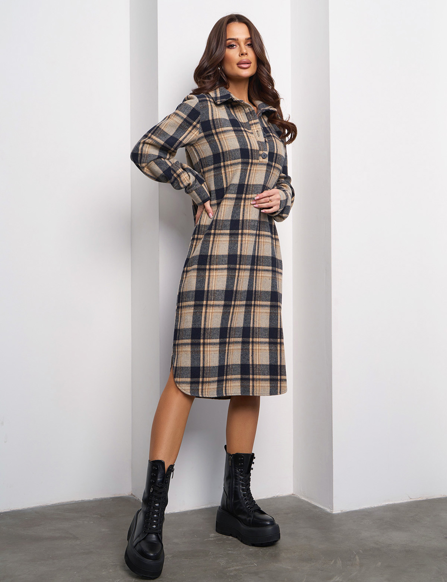 Картинка Сукня міді картата