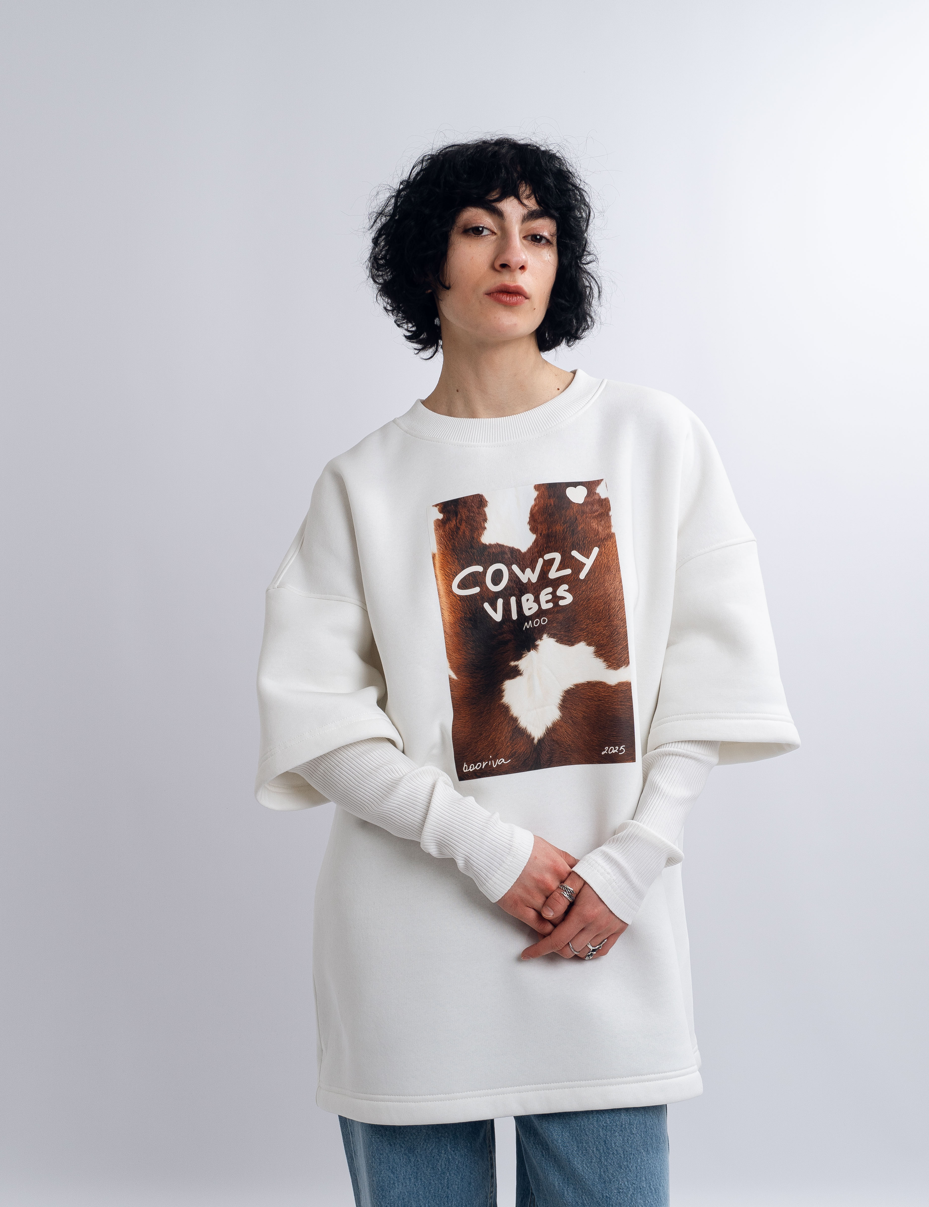 Картинка Світшот "Сowzy" бежевий 