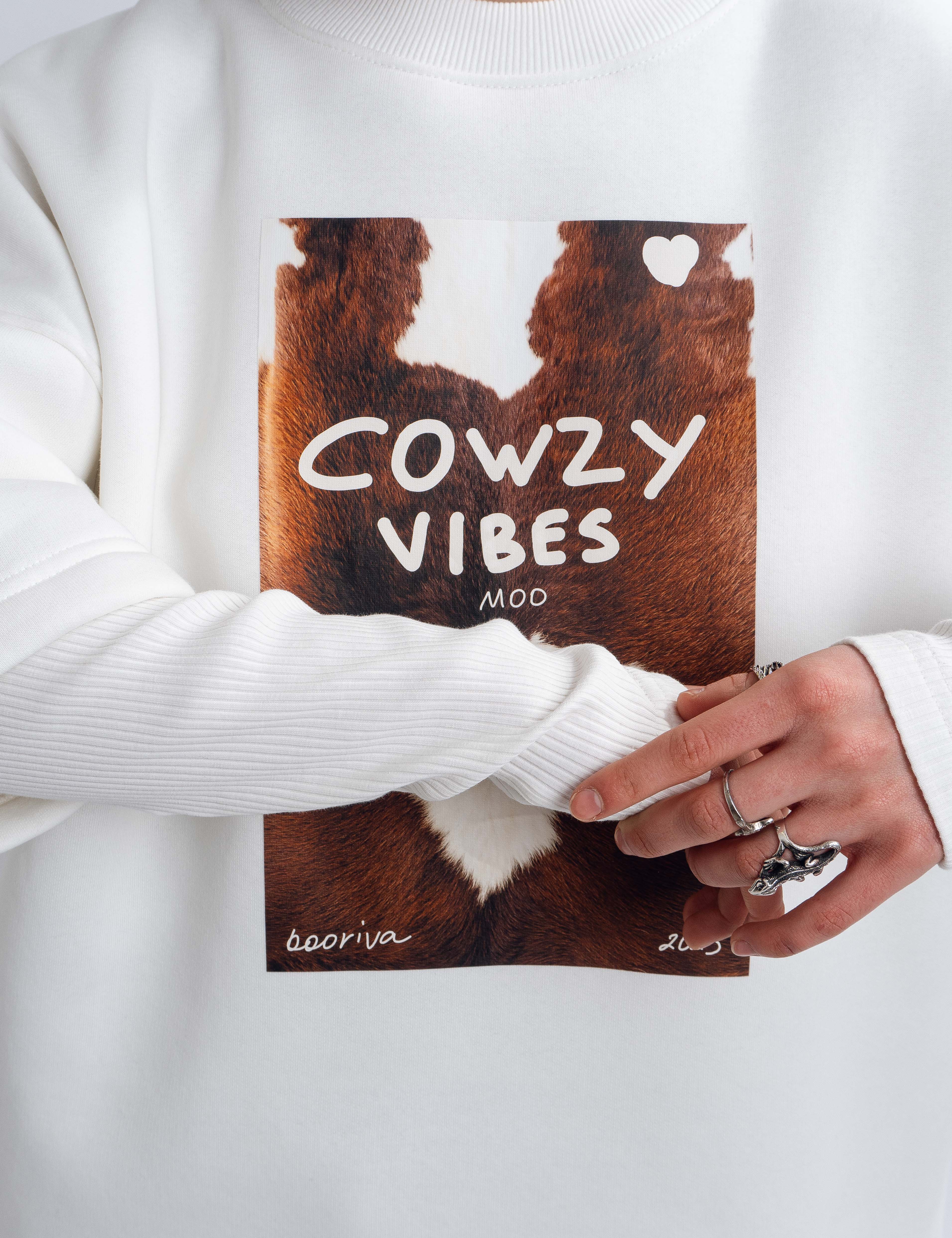 Картинка Світшот "Сowzy" бежевий 