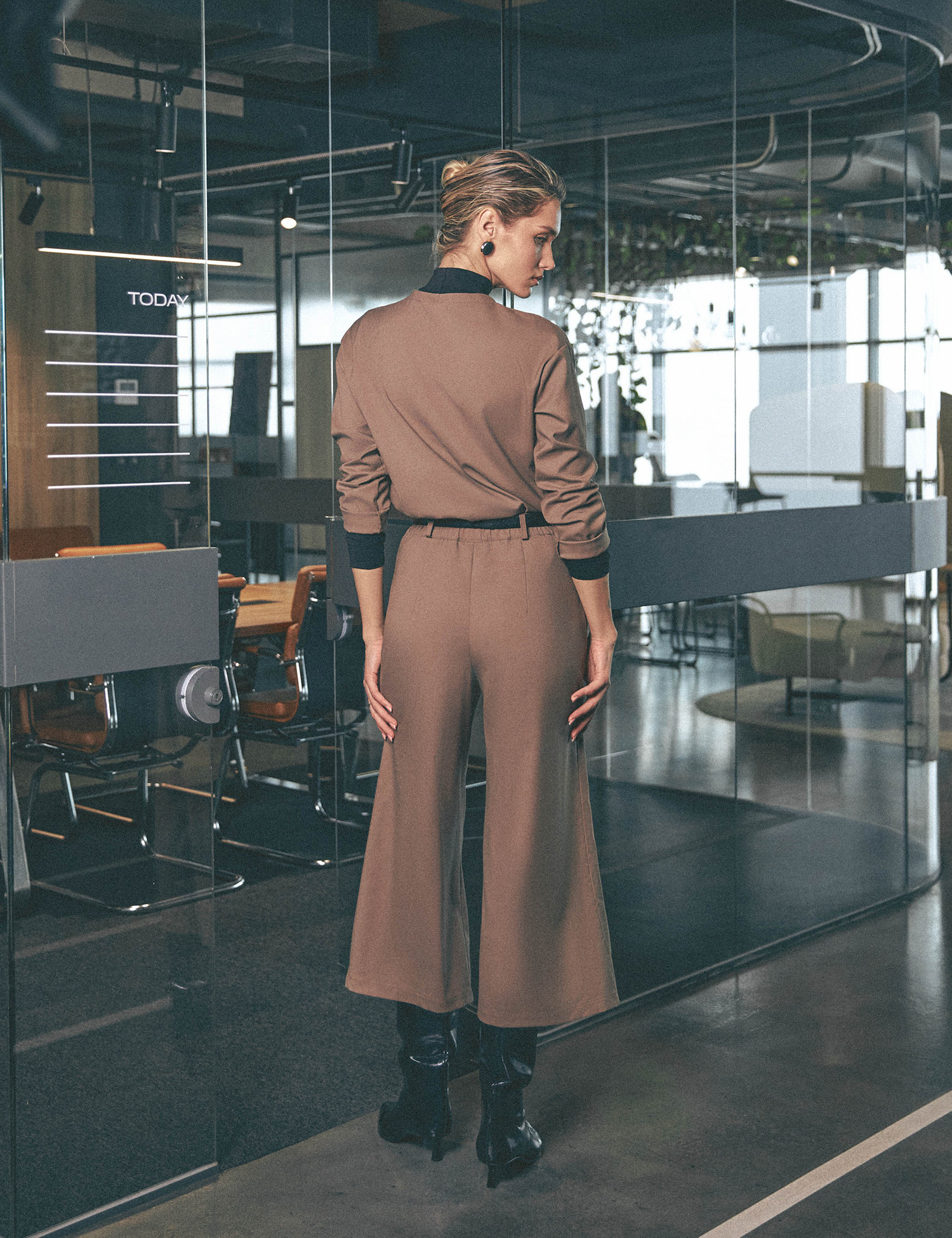 Картинка Кюлоти темно-коричневі