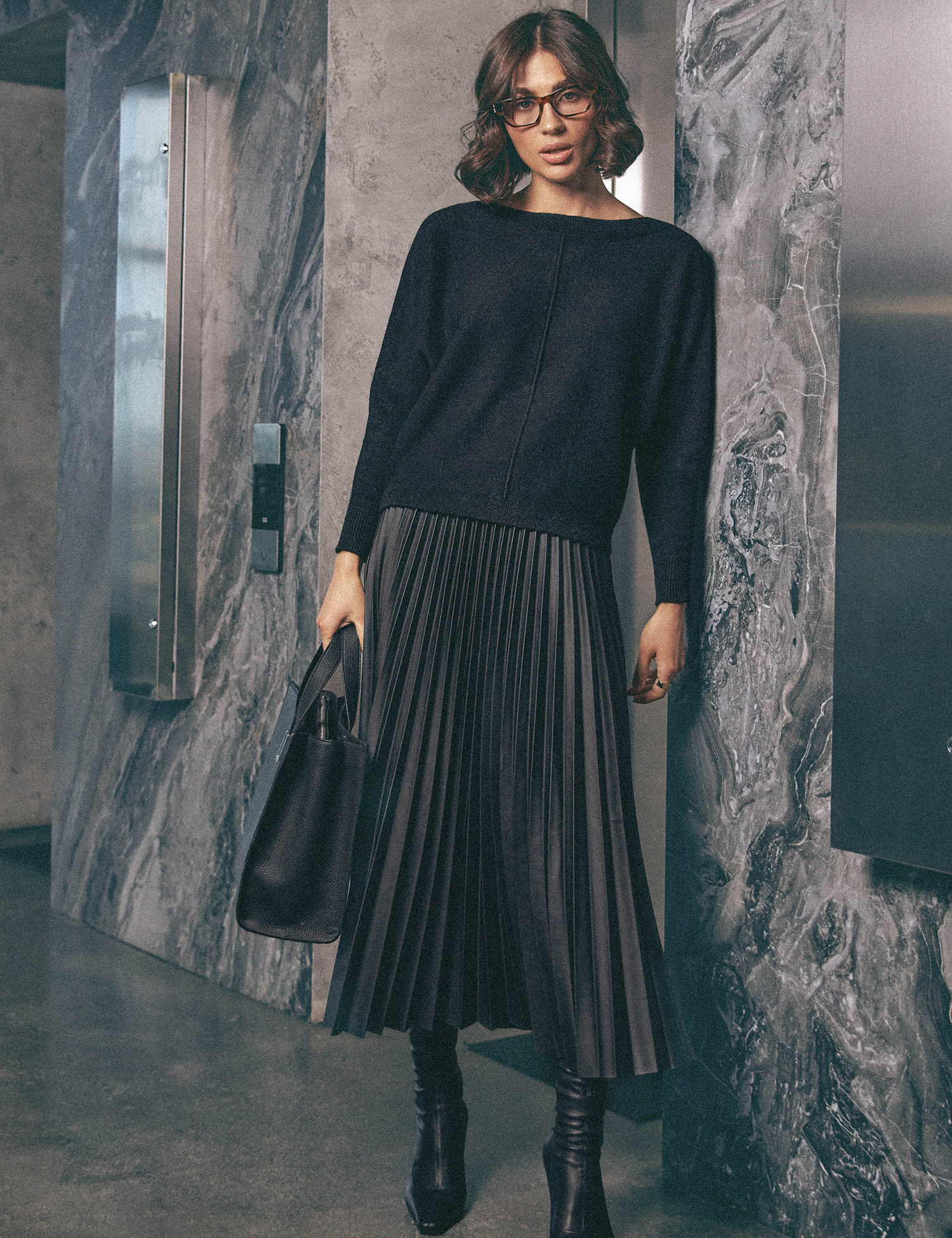 Картинка Спідниця міді чорна