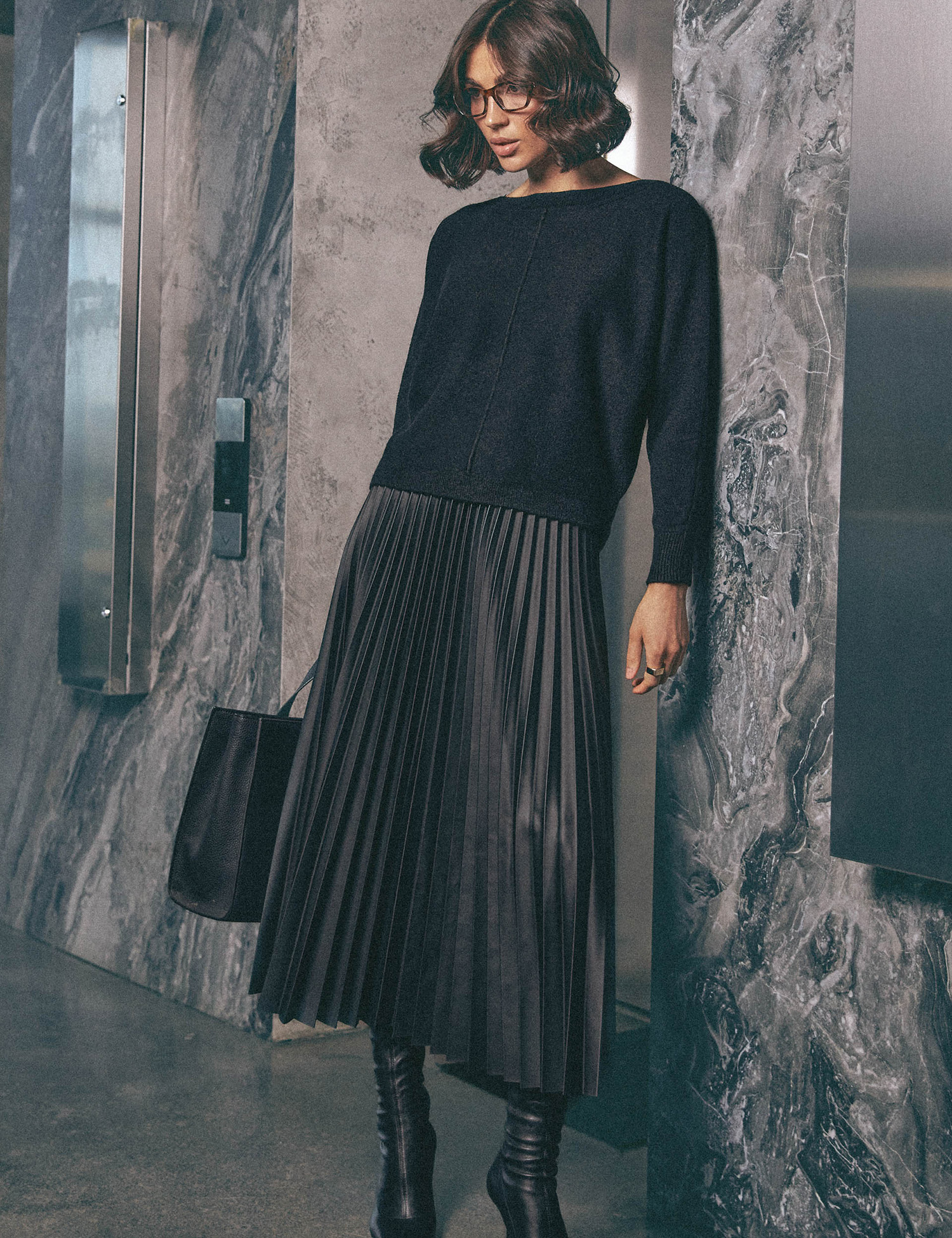 Картинка Спідниця міді чорна