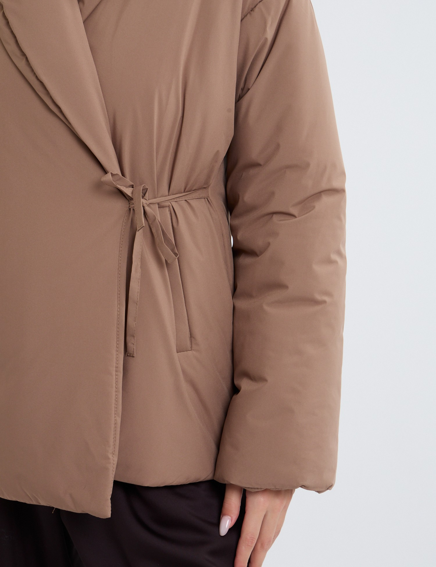 Картинка Куртка світло-коричнева