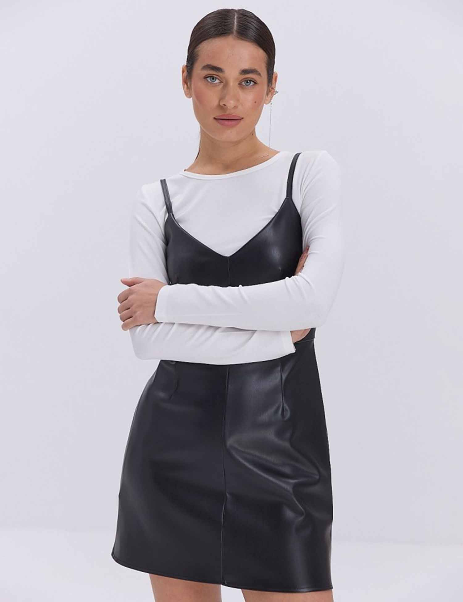 Картинка Сукня міні чорна