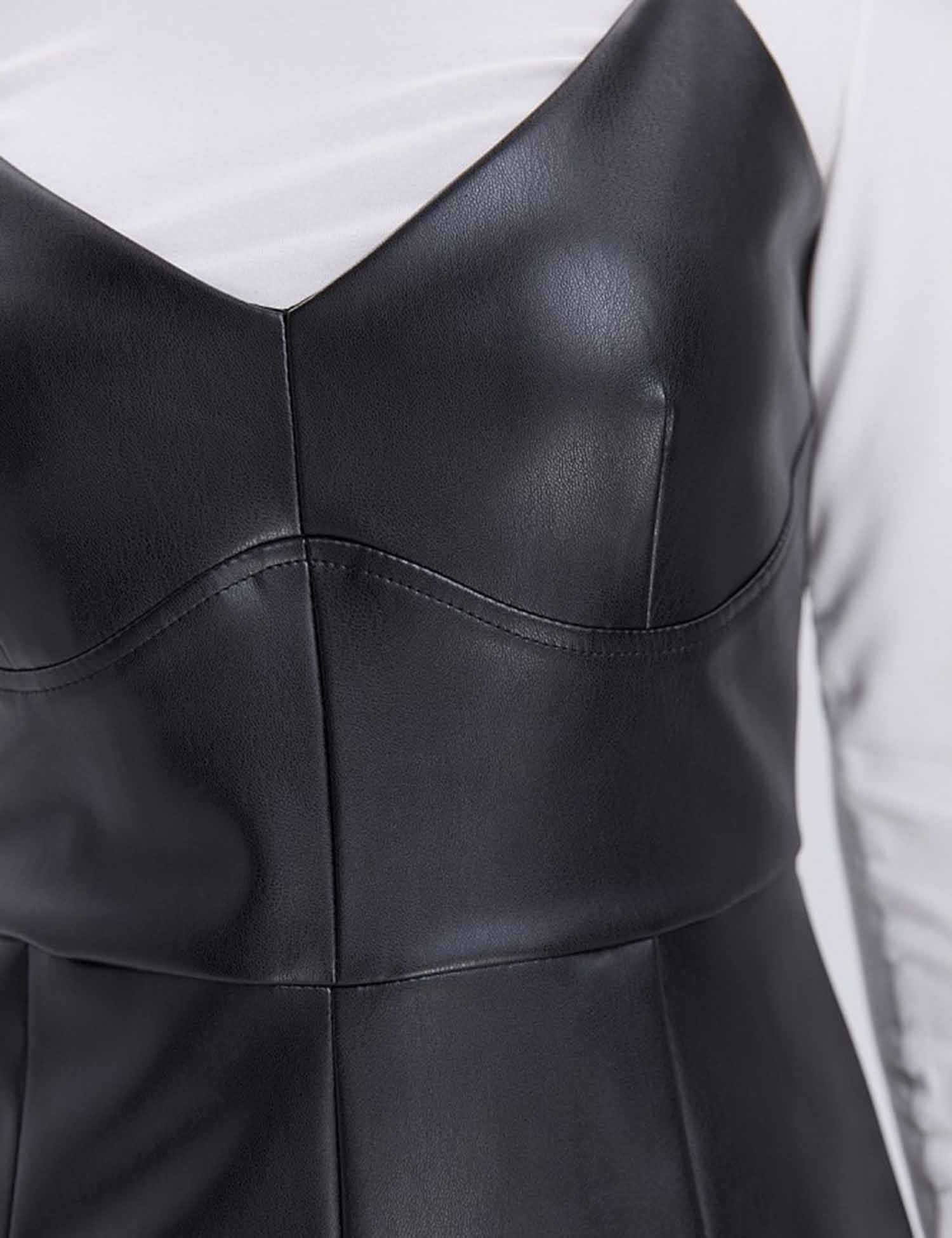 Картинка Сукня міні чорна