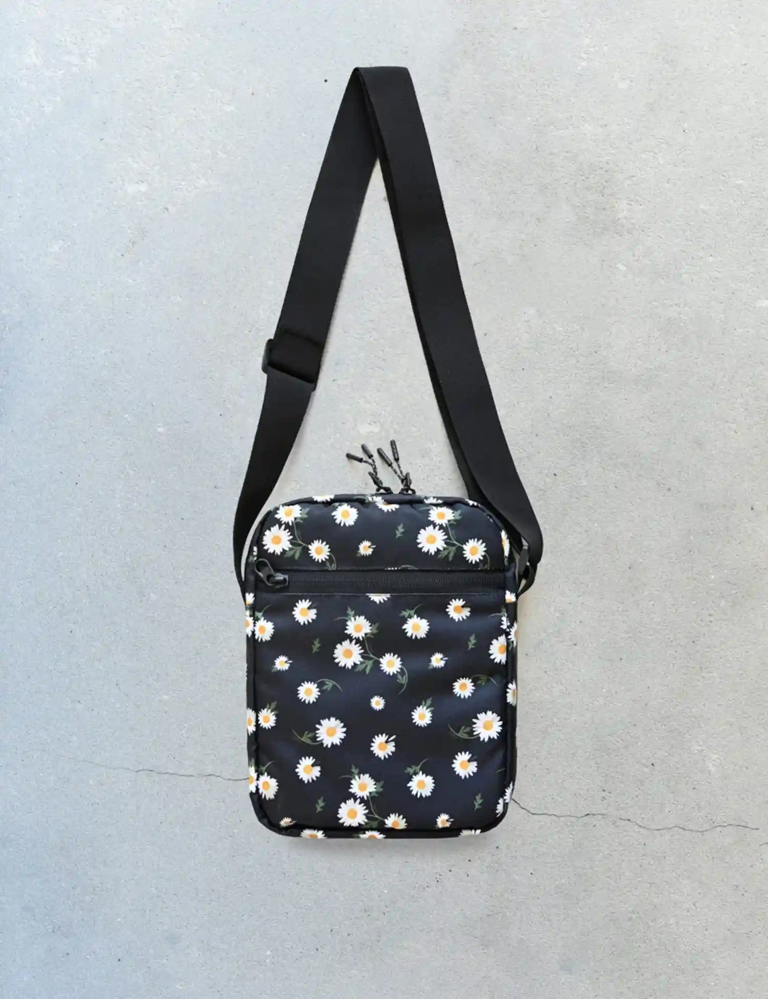 Картинка Сумка чорна з принтом