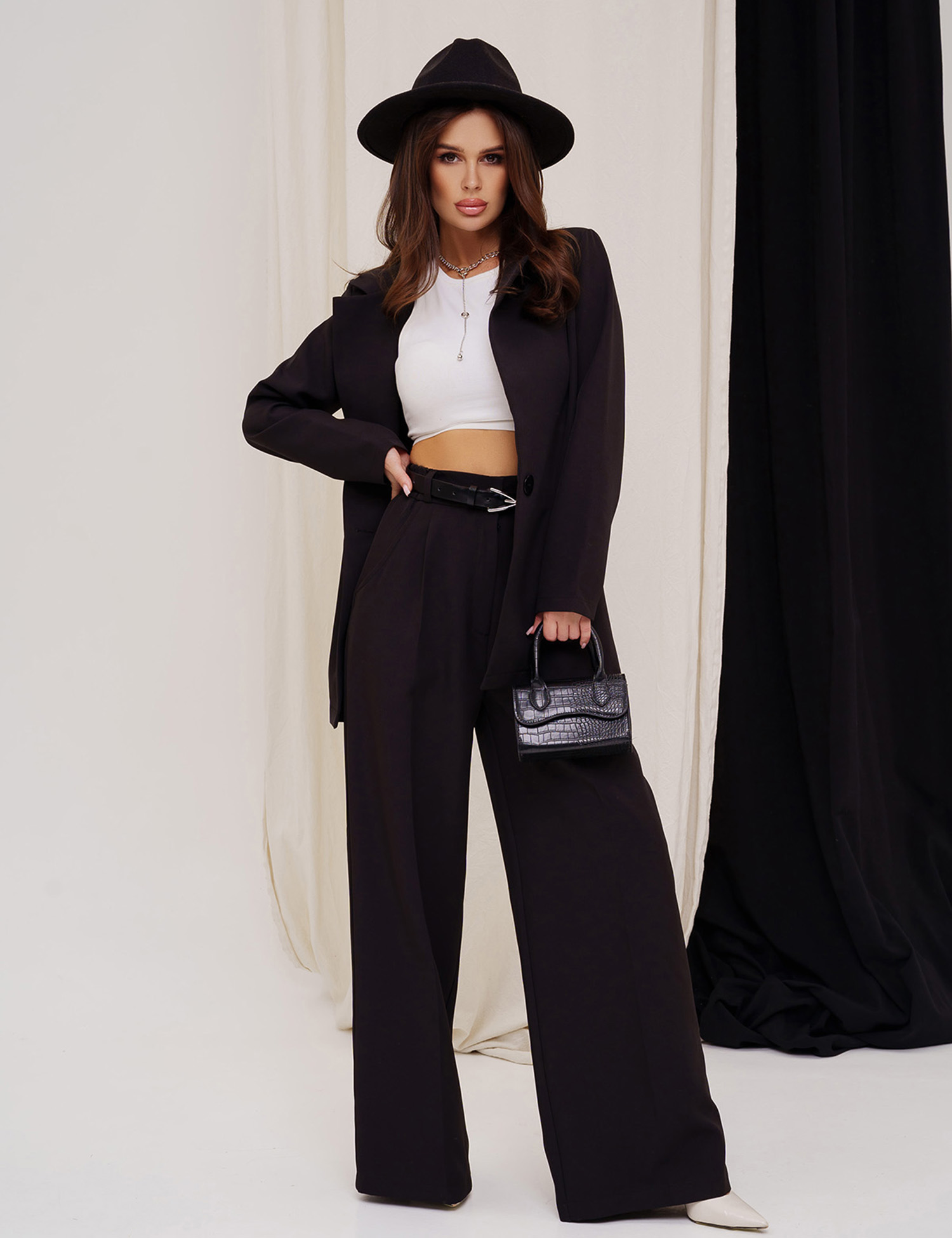 Картинка Костюм чорний